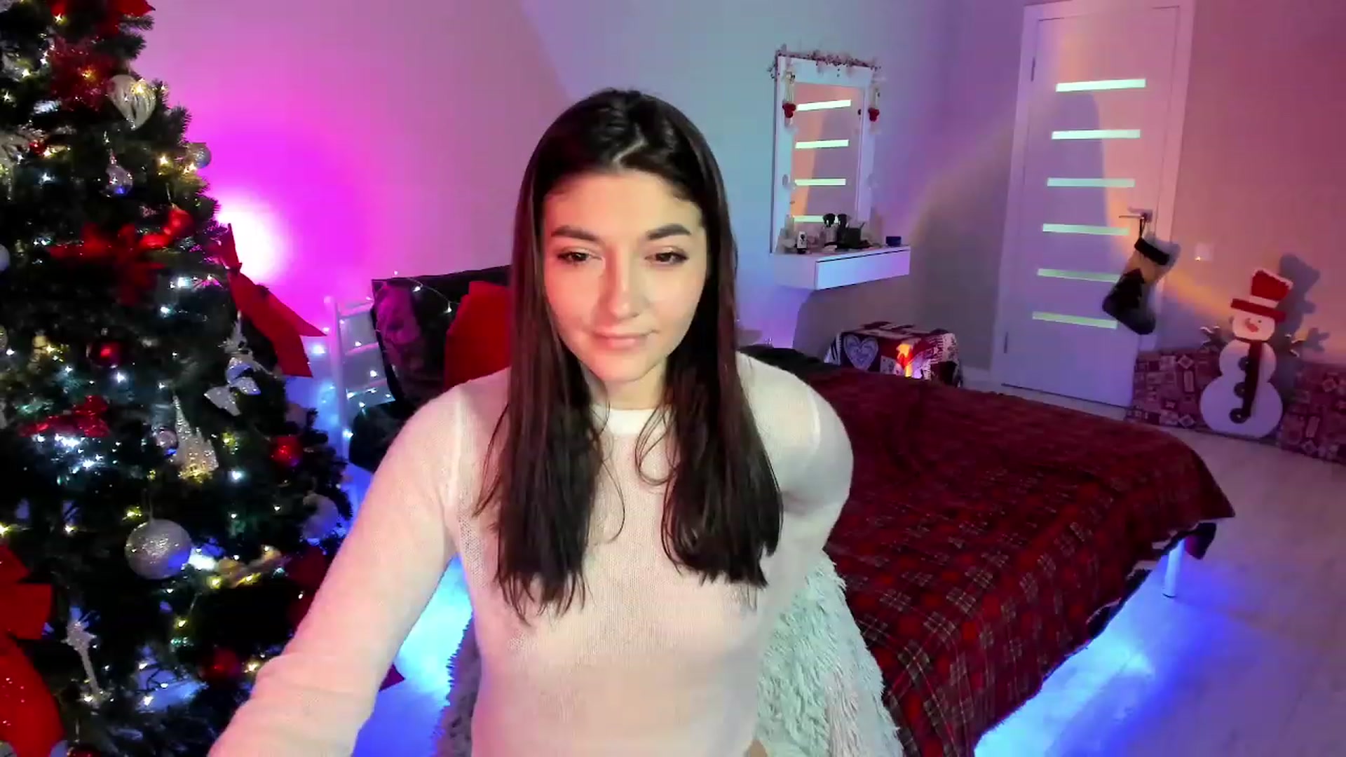 Gallery image thumbnail from Emmy___'s myfreecams stream on, 12/10/2022, 08:49 image 11 of 20