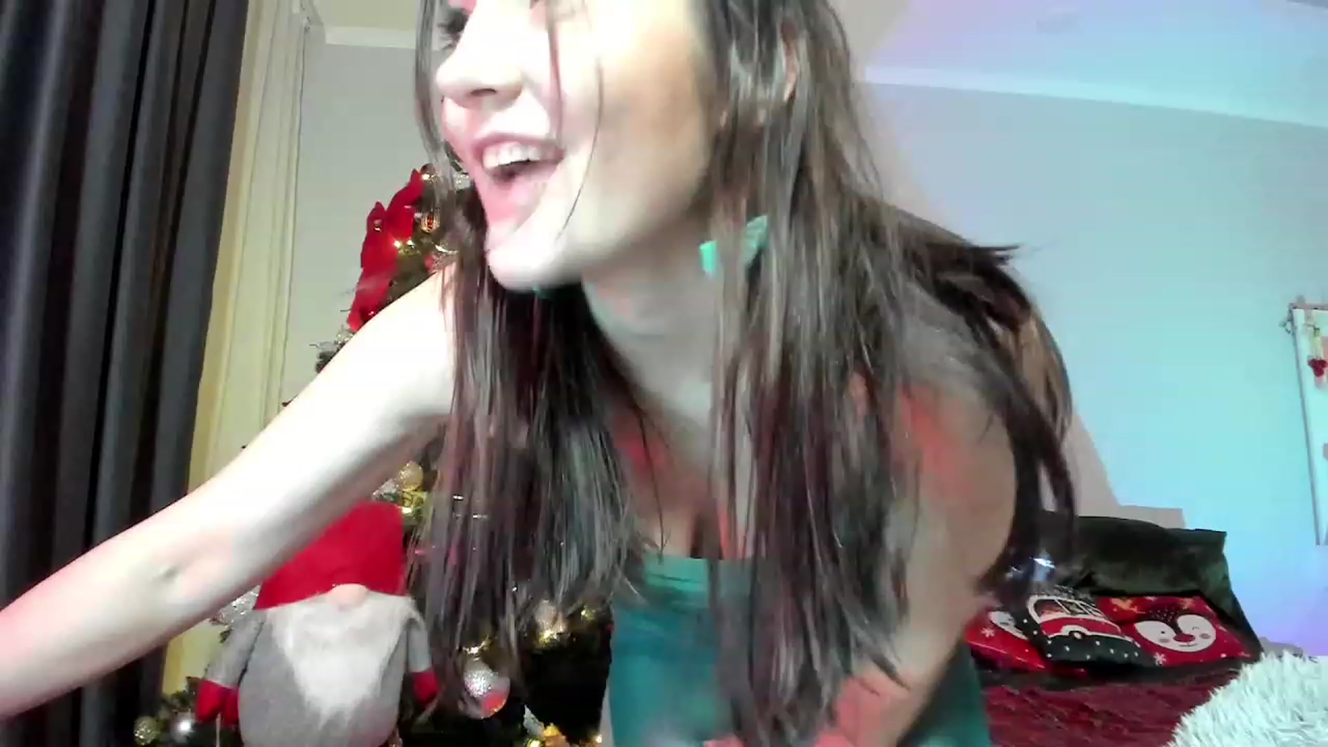 Gallery image thumbnail from Emmy___'s myfreecams stream on, 12/16/2022, 19:52 image 12 of 20