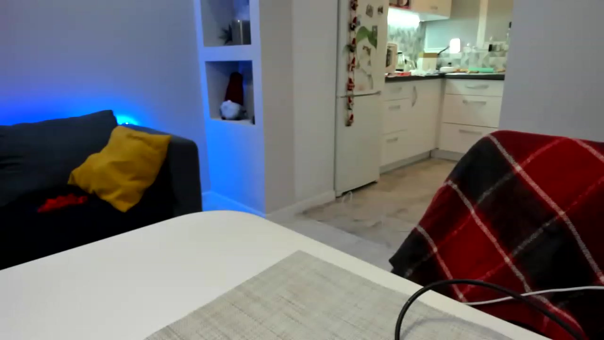 Gallery image thumbnail from Emmy___'s myfreecams stream on, 12/19/2022, 15:02 image 10 of 20