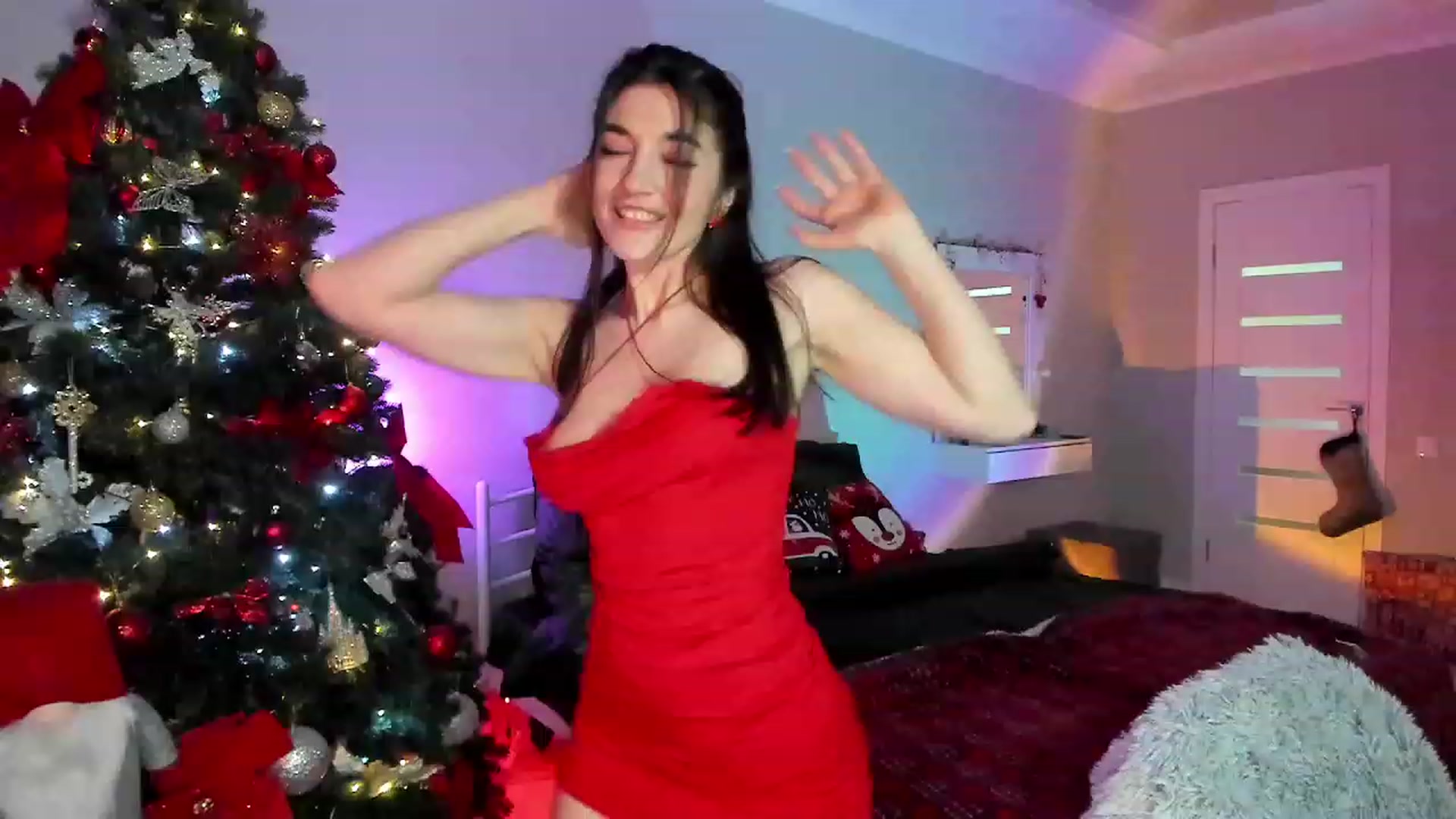 Gallery image thumbnail from Emmy___'s myfreecams stream on, 12/22/2022, 14:07 image 20 of 20