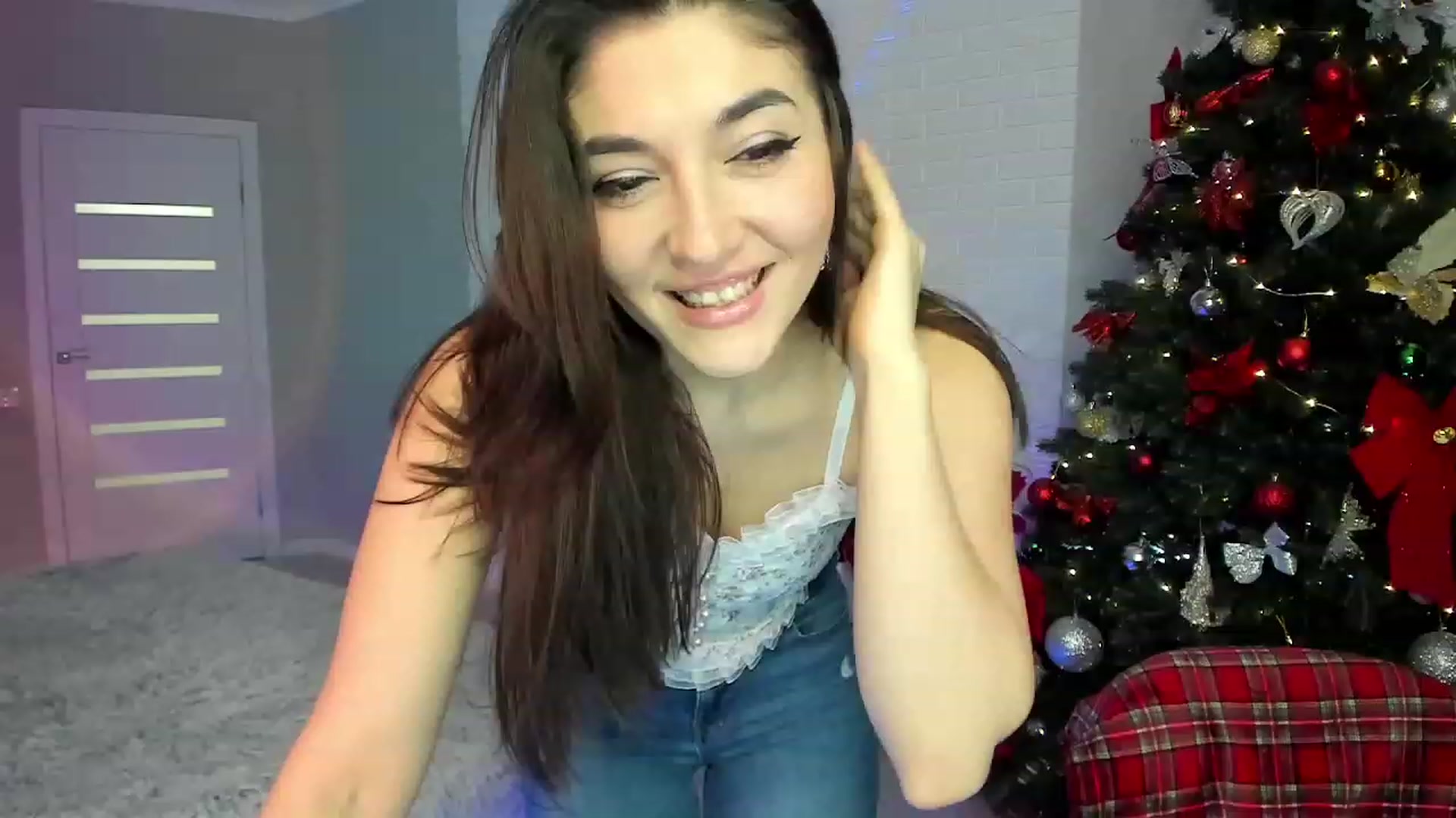 Gallery image thumbnail from Emmy___'s myfreecams stream on, 01/04/2023, 09:34 image 11 of 20