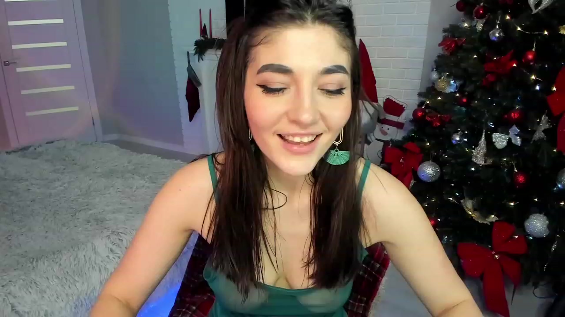 Gallery image thumbnail from Emmy___'s myfreecams stream on, 01/06/2023, 11:22 image 19 of 20