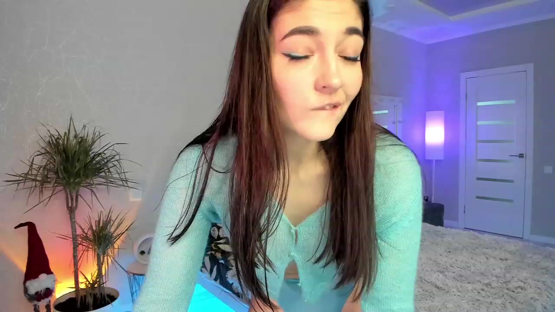 Gallery image thumbnail from Emmy___'s myfreecams stream on, 01/13/2023, 08:49 image 14 of 20