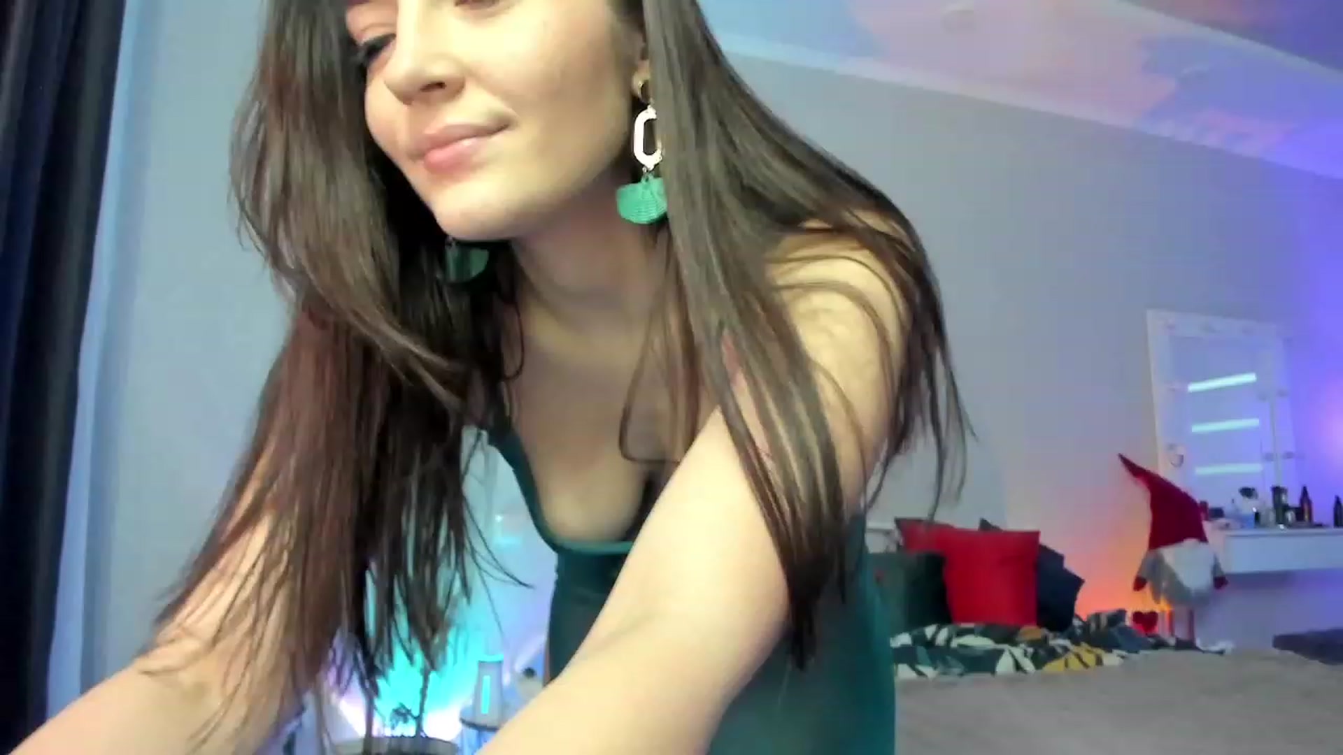 Gallery image thumbnail from Emmy___'s myfreecams stream on, 01/19/2023, 08:09 image 15 of 20