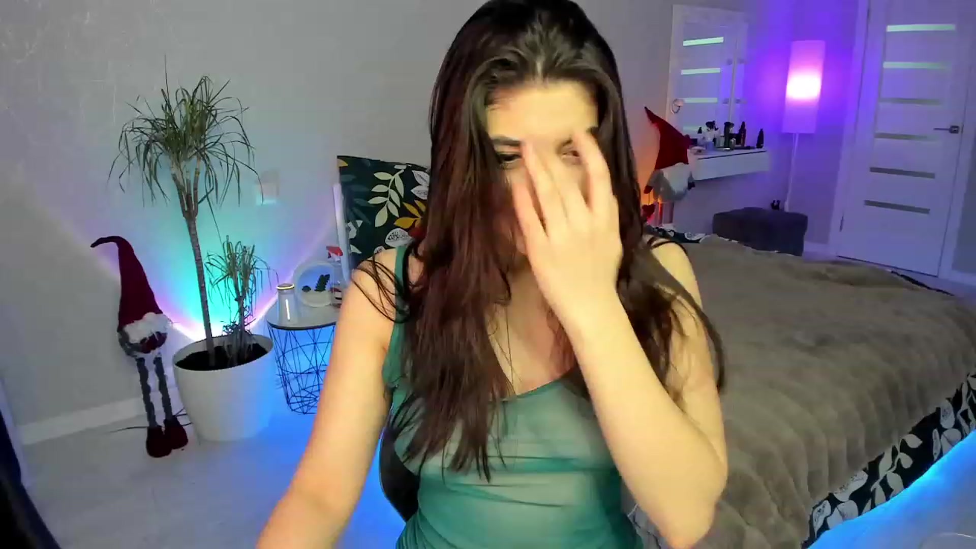 Gallery image thumbnail from Emmy___'s myfreecams stream on, 01/19/2023, 08:09 image 12 of 20