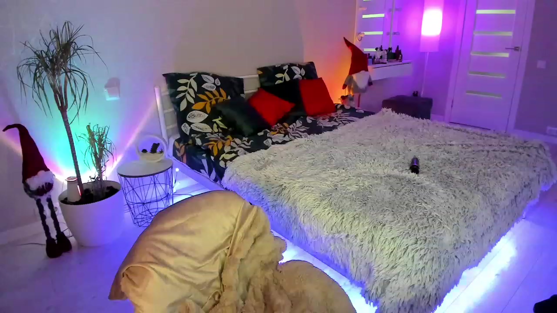 Gallery image thumbnail from Emmy___'s myfreecams stream on, 01/20/2023, 15:46 image 7 of 20