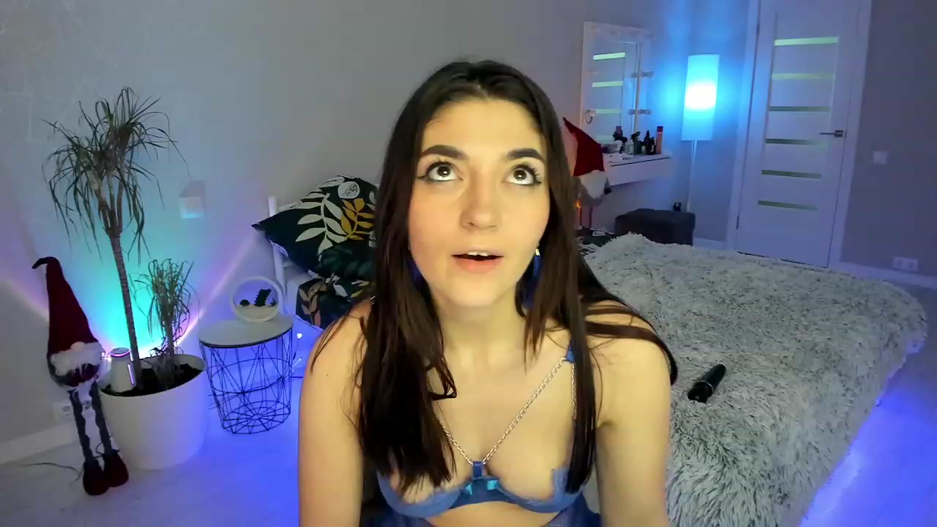 Gallery image thumbnail from Emmy___'s myfreecams stream on, 01/21/2023, 10:27 image 11 of 20