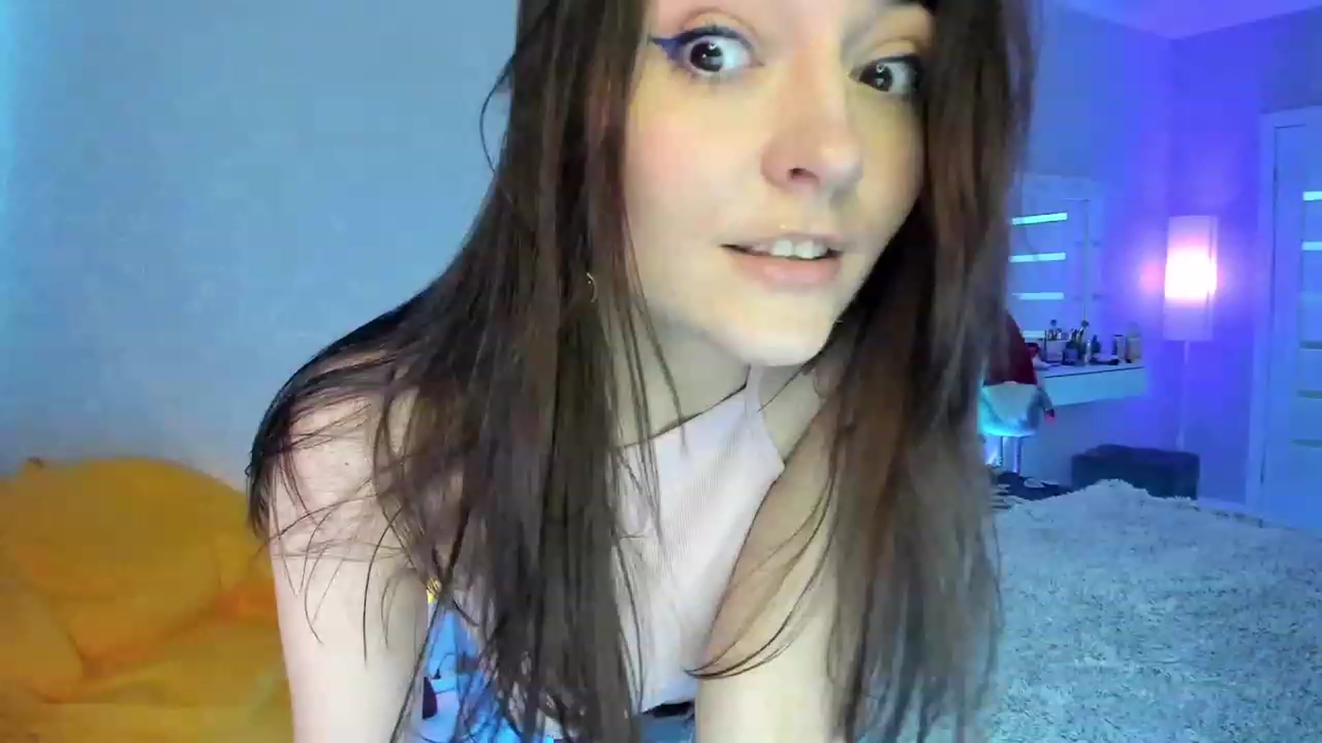 Gallery image thumbnail from Emmy___'s myfreecams stream on, 01/26/2023, 11:10 image 1 of 20