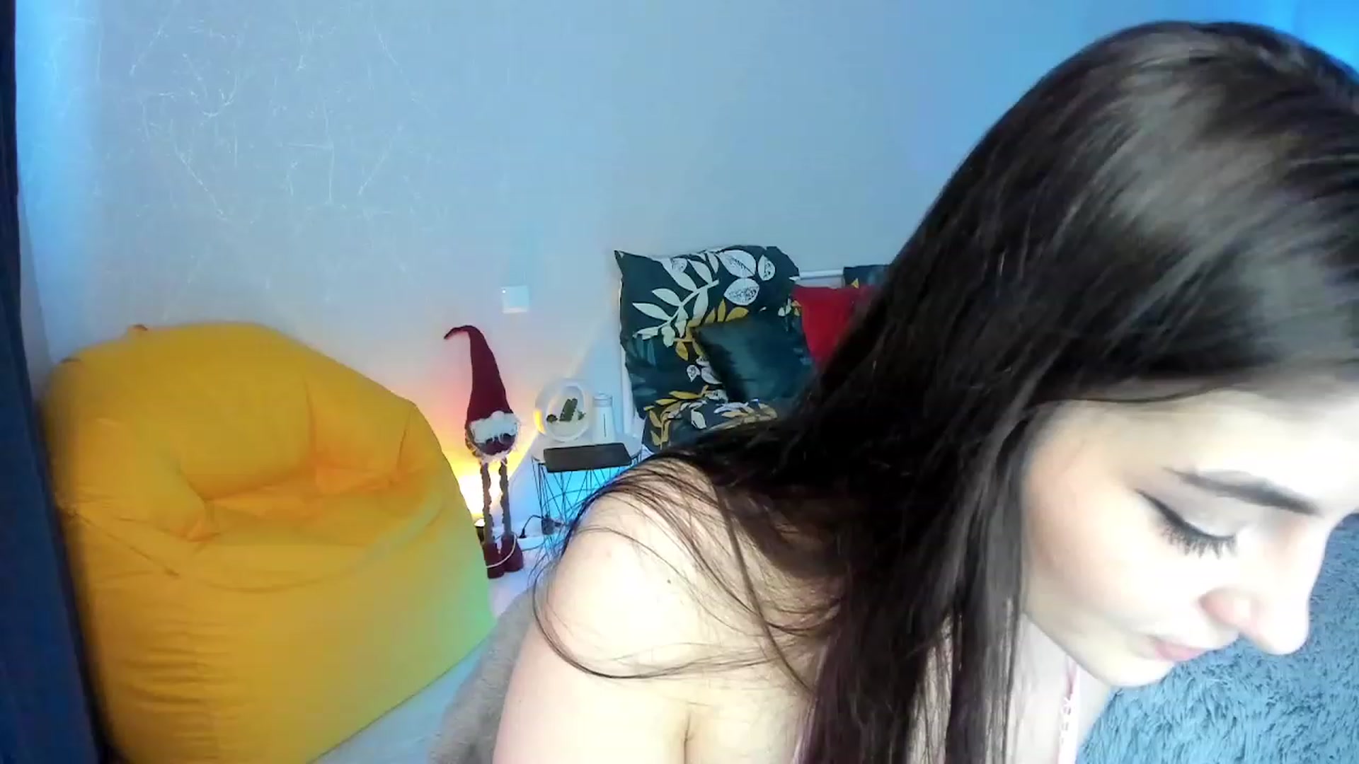 Gallery image thumbnail from Emmy___'s myfreecams stream on, 01/27/2023, 09:25 image 12 of 20