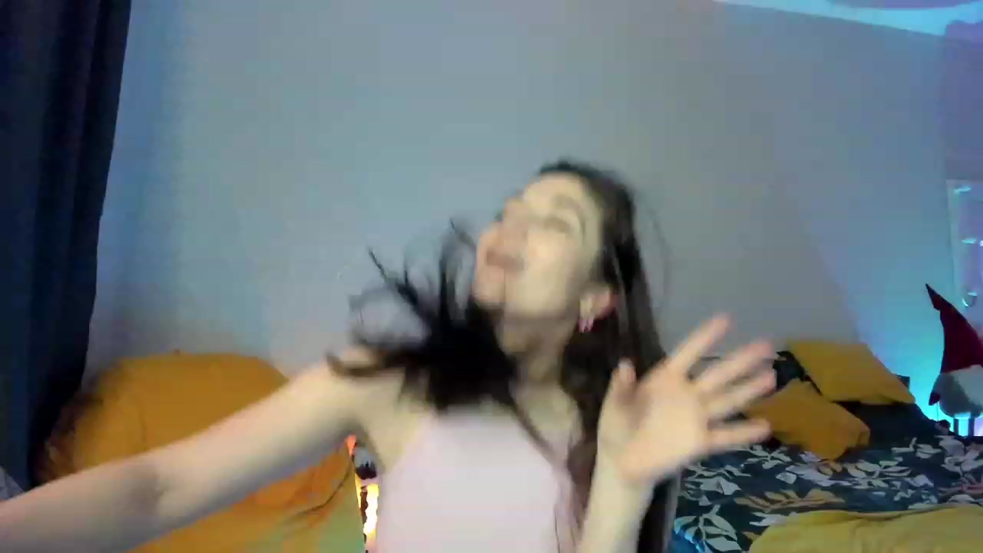 Gallery image thumbnail from Emmy___'s myfreecams stream on, 02/02/2023, 14:06 image 2 of 20