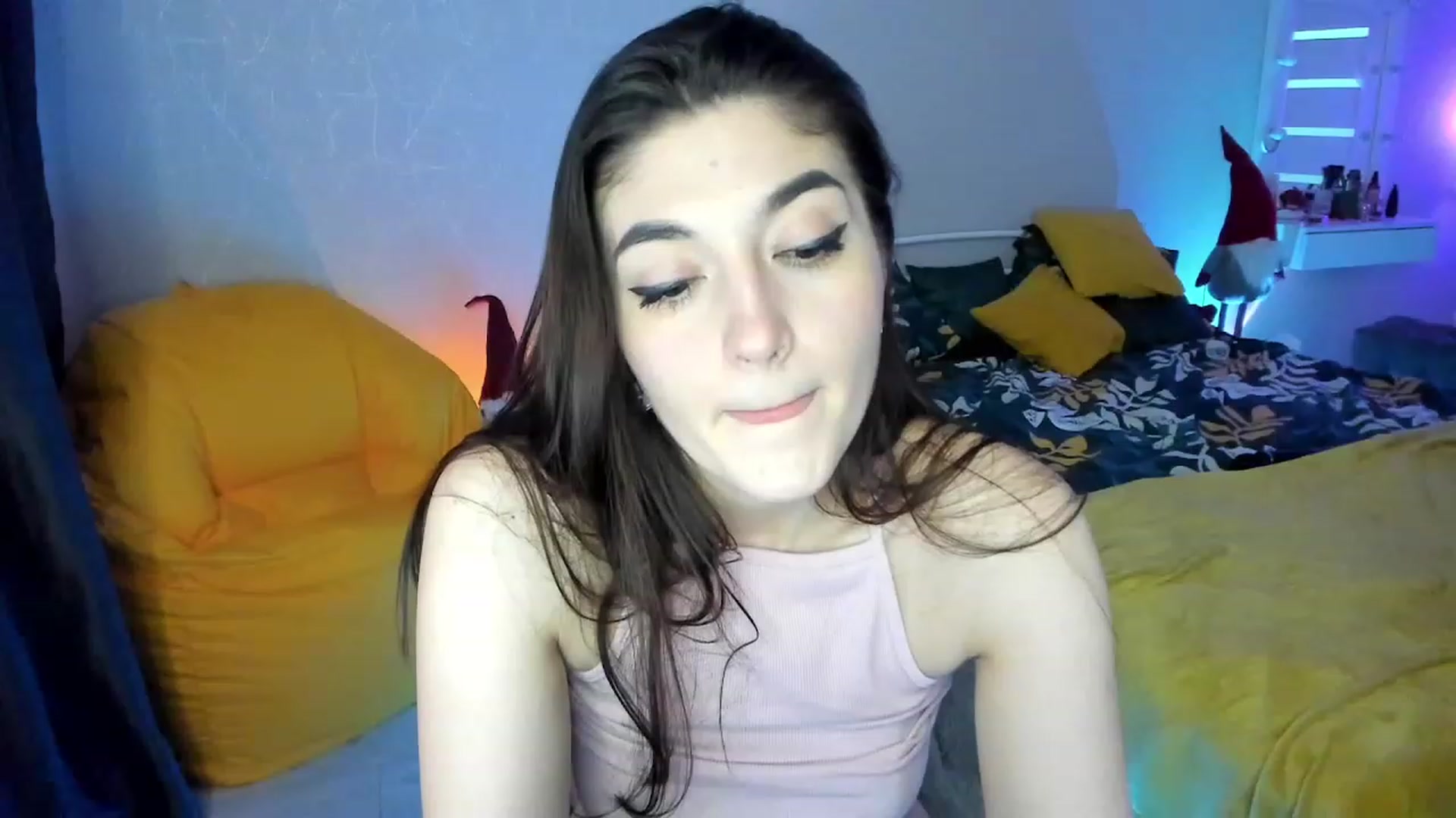 Gallery image thumbnail from Emmy___'s myfreecams stream on, 02/02/2023, 14:36 image 7 of 20