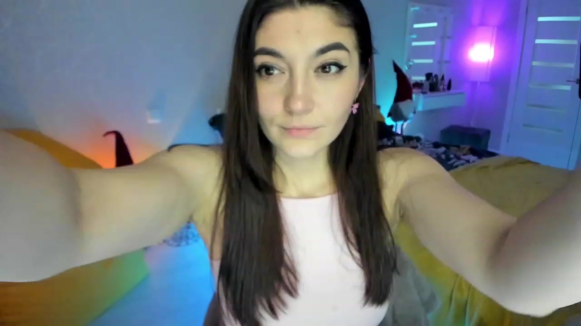 Gallery image thumbnail from Emmy___'s myfreecams stream on, 02/02/2023, 14:36 image 3 of 20