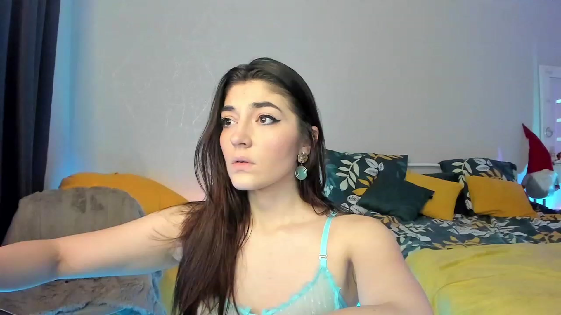 Gallery image thumbnail from Emmy___'s myfreecams stream on, 02/04/2023, 09:13 image 14 of 20