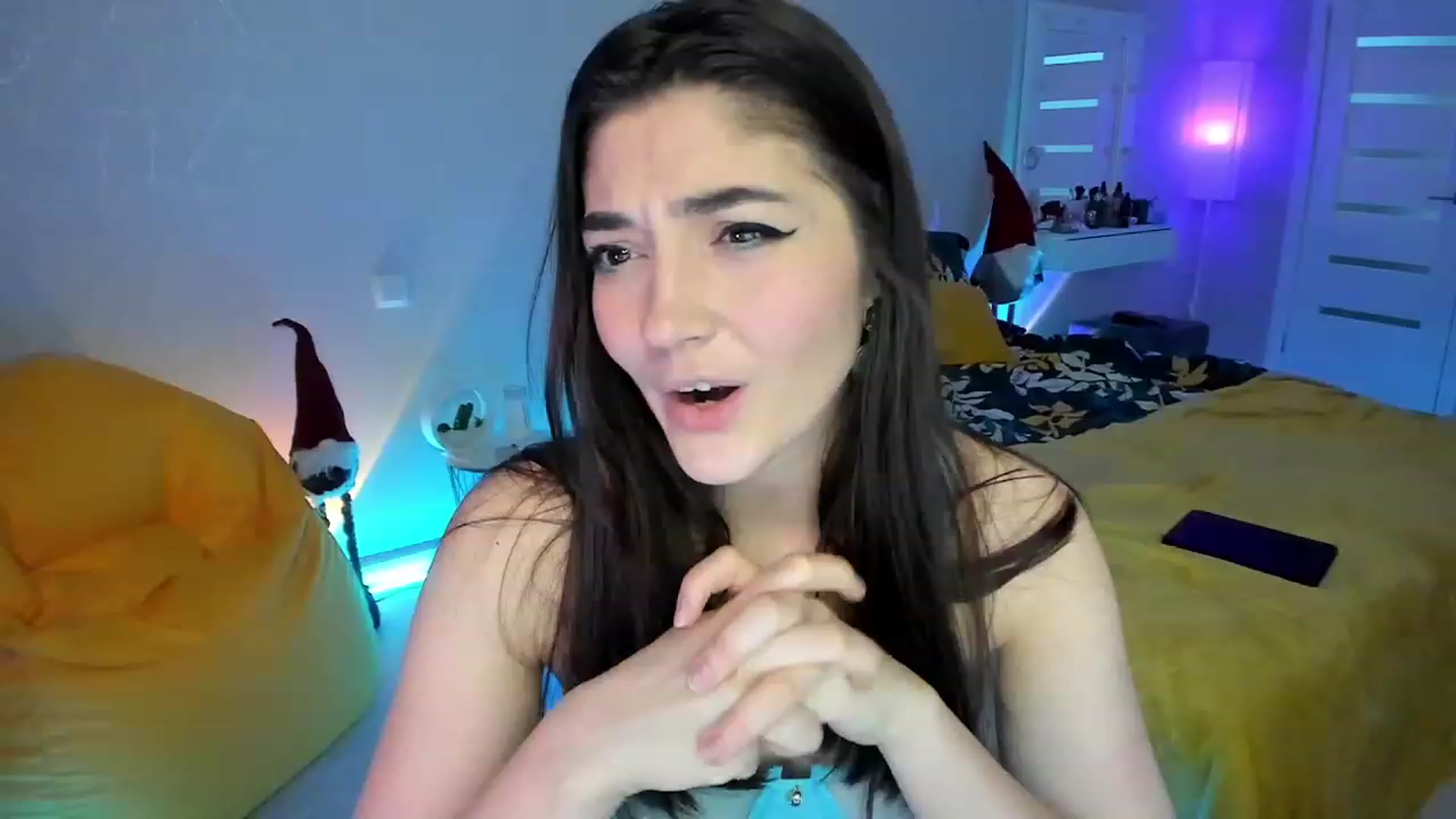 Gallery image thumbnail from Emmy___'s myfreecams stream on, 02/04/2023, 09:13 image 3 of 20