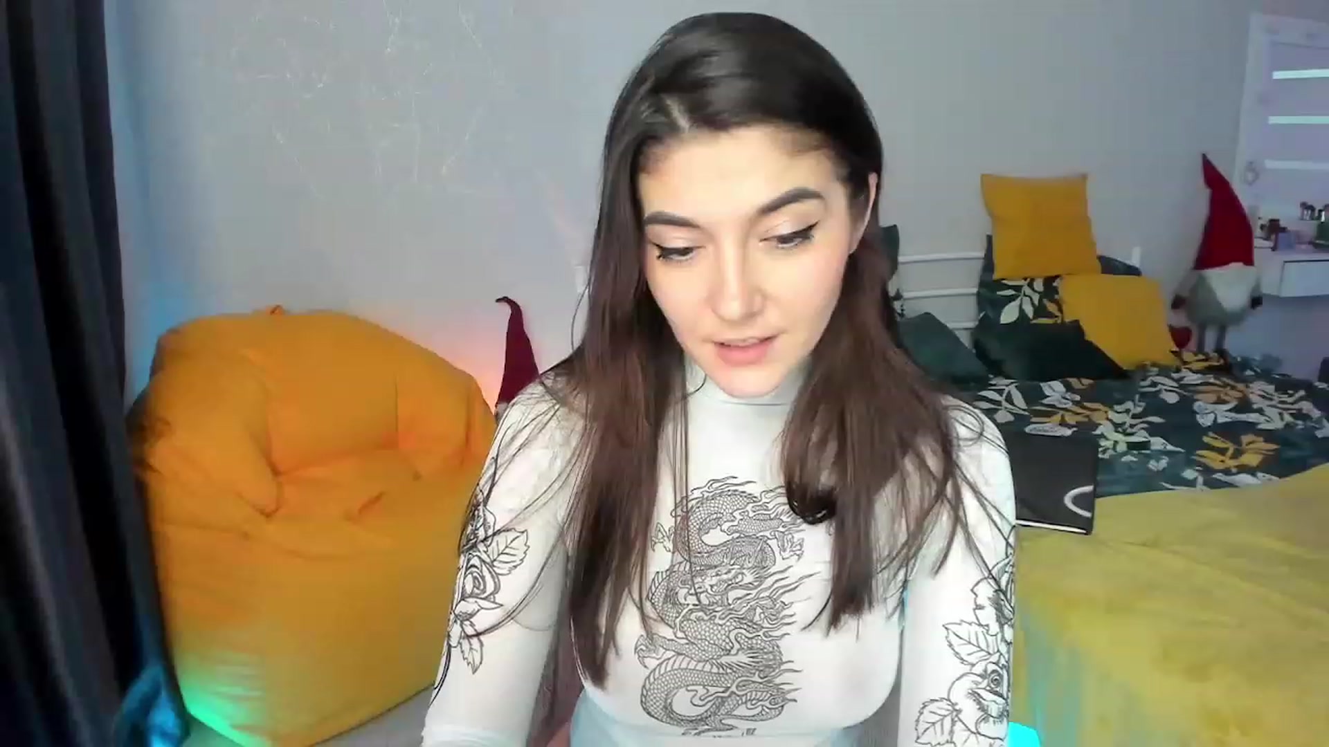 Gallery image thumbnail from Emmy___'s myfreecams stream on, 02/07/2023, 14:25 image 14 of 20