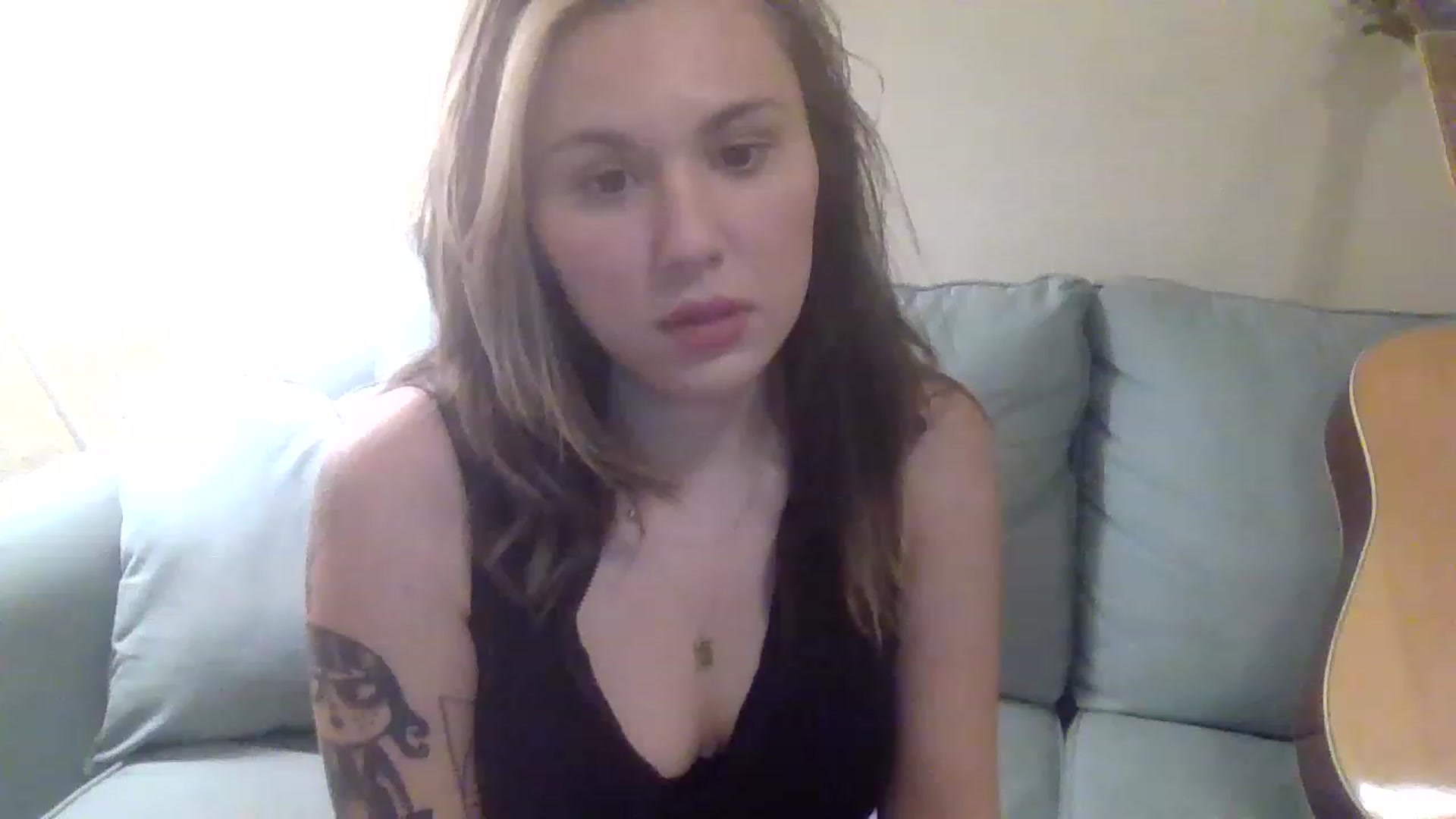 Gallery image thumbnail from Emmylou1's myfreecams stream on, 03/15/2023, 04:23 image 19 of 20