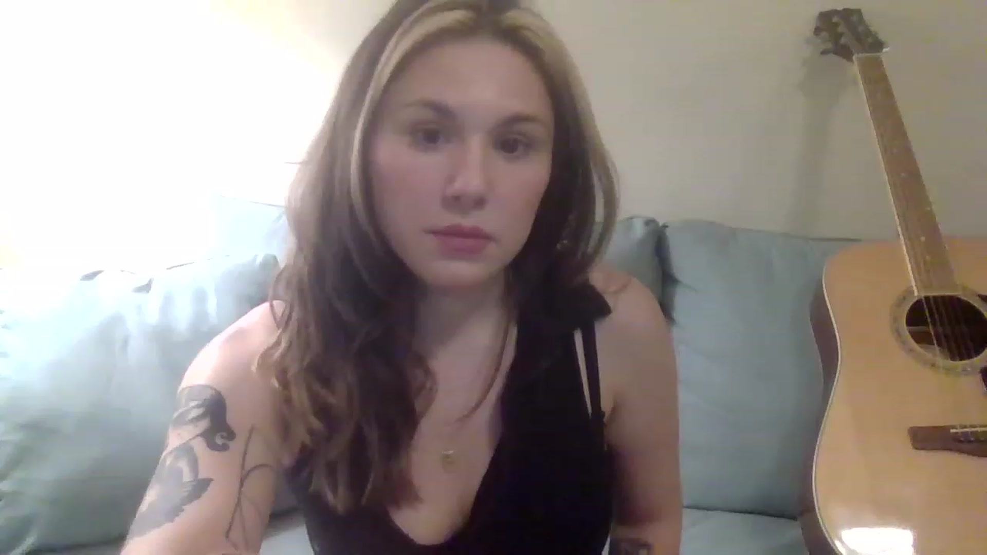 Gallery image thumbnail from Emmylou1's myfreecams stream on, 03/15/2023, 04:23 image 3 of 20