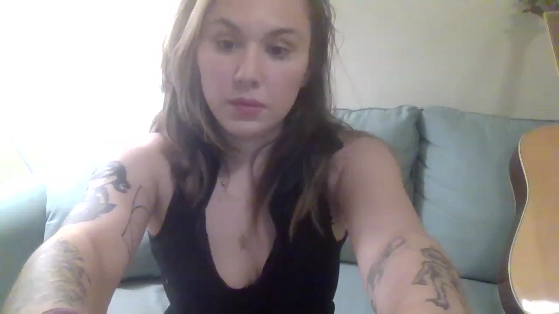 Gallery image thumbnail from Emmylou1's myfreecams stream on, 03/15/2023, 04:23 image 18 of 20
