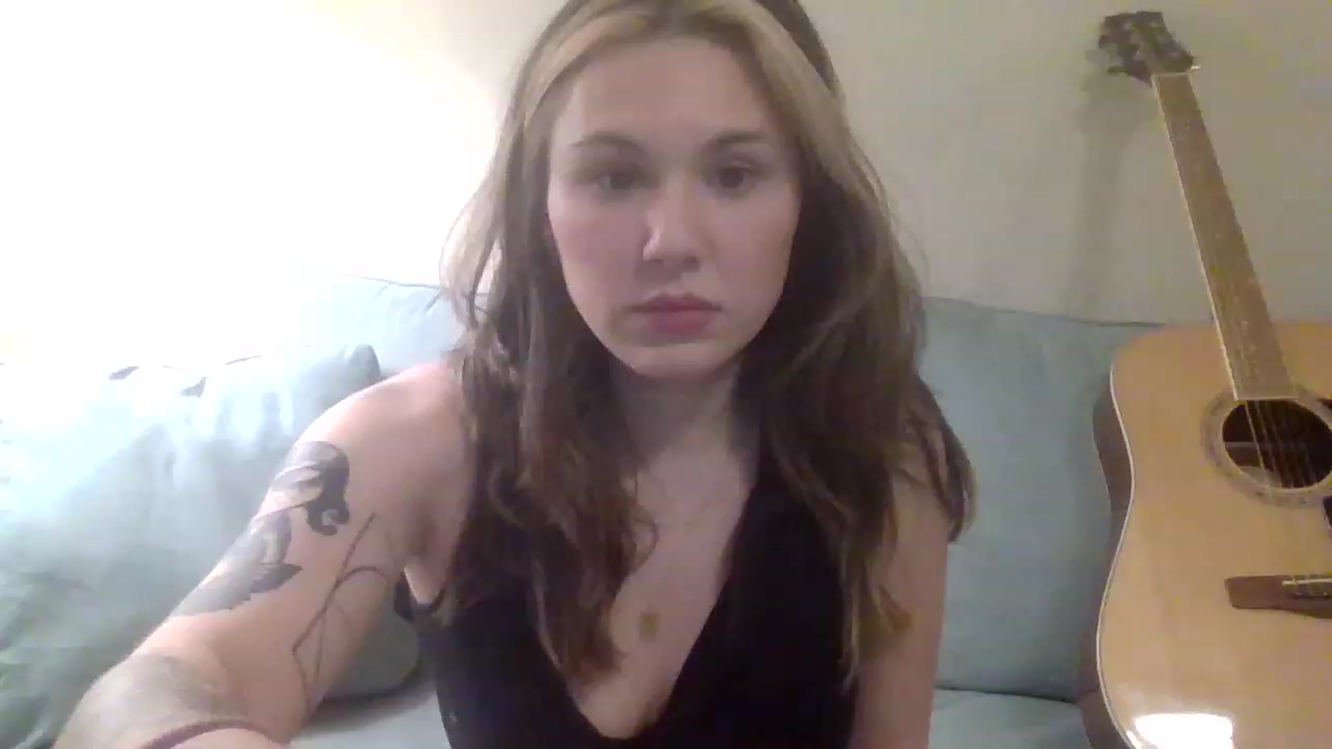 Gallery image thumbnail from Emmylou1's myfreecams stream on, 03/15/2023, 04:23 image 2 of 20
