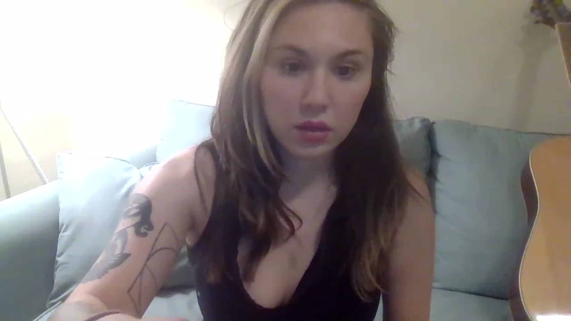 Gallery image thumbnail from Emmylou1's myfreecams stream on, 03/15/2023, 04:23 image 12 of 20