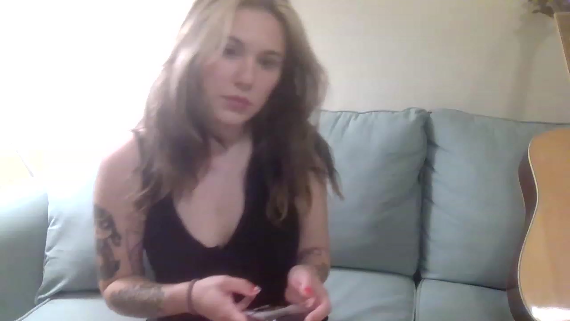 Gallery image thumbnail from Emmylou1's myfreecams stream on, 03/15/2023, 04:23 image 20 of 20