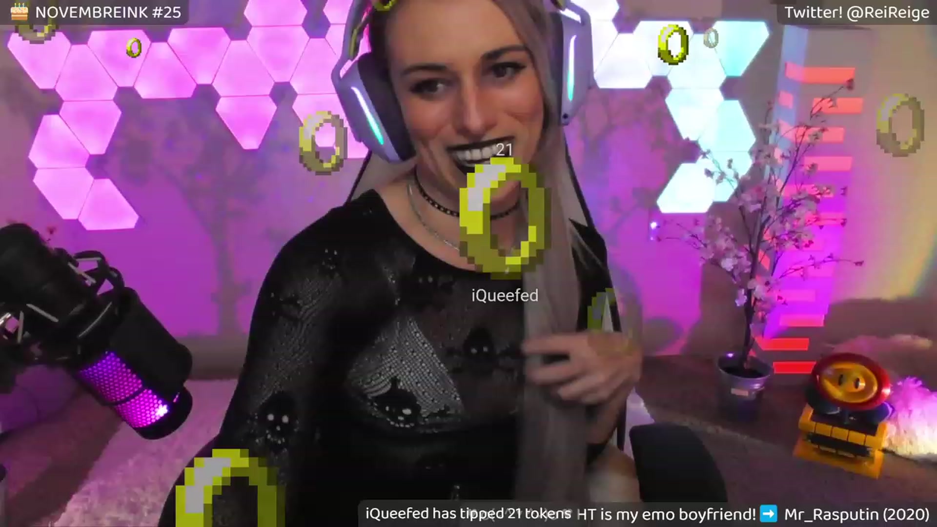 Gallery image thumbnail from EmoGF's myfreecams stream on, 11/06/2023, 09:02 image 13 of 20