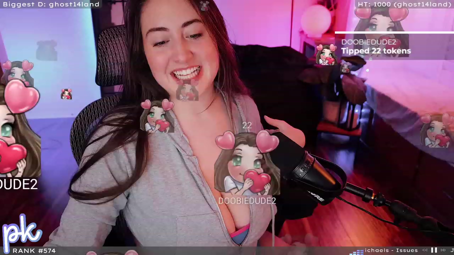 Gallery image thumbnail from EmoGirl's myfreecams stream on, 02/10/2024, 03:59 image 16 of 20