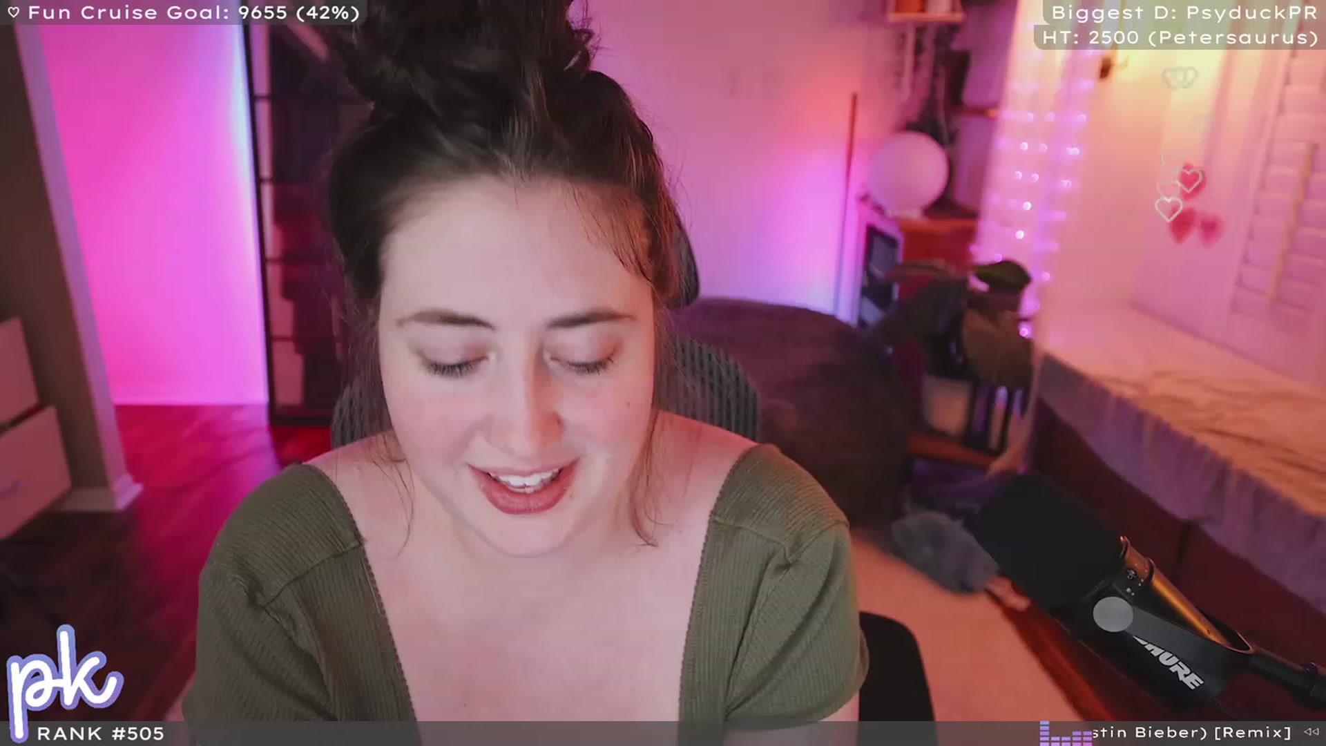 Gallery image thumbnail from EmoGirl's myfreecams stream on, 03/15/2024, 04:37 image 6 of 20