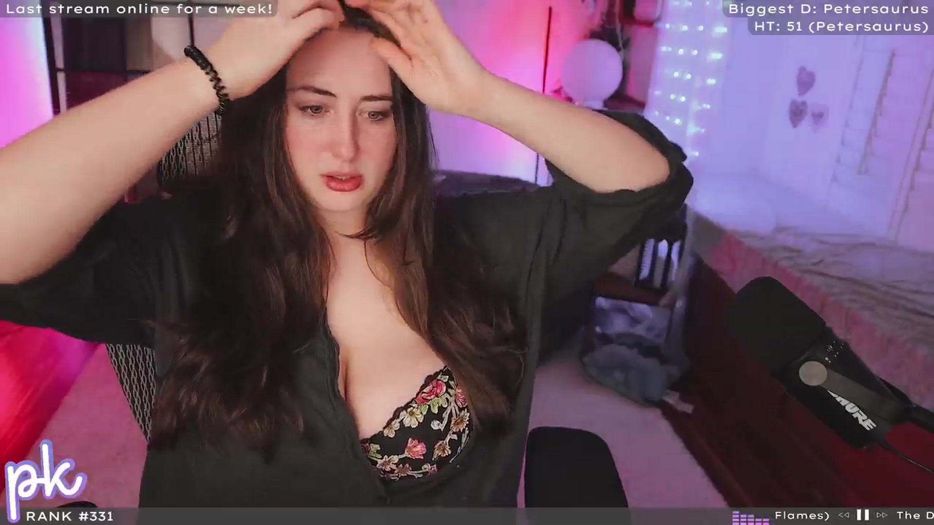 Gallery image thumbnail from EmoGirl's myfreecams stream on, 03/16/2024, 04:35 image 3 of 20