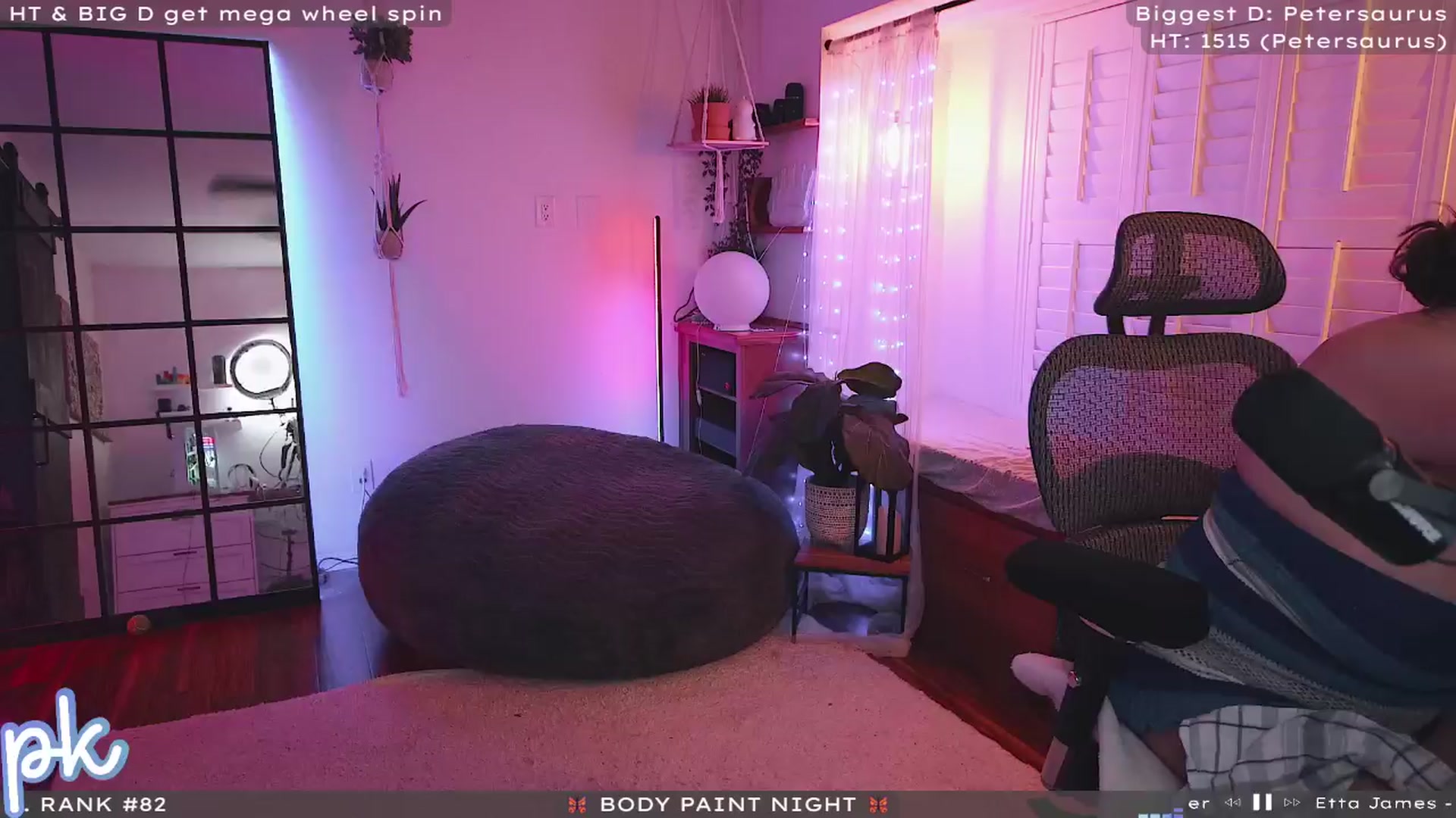 Gallery image thumbnail from EmoGirl's myfreecams stream on, 04/05/2024, 03:50 image 11 of 20