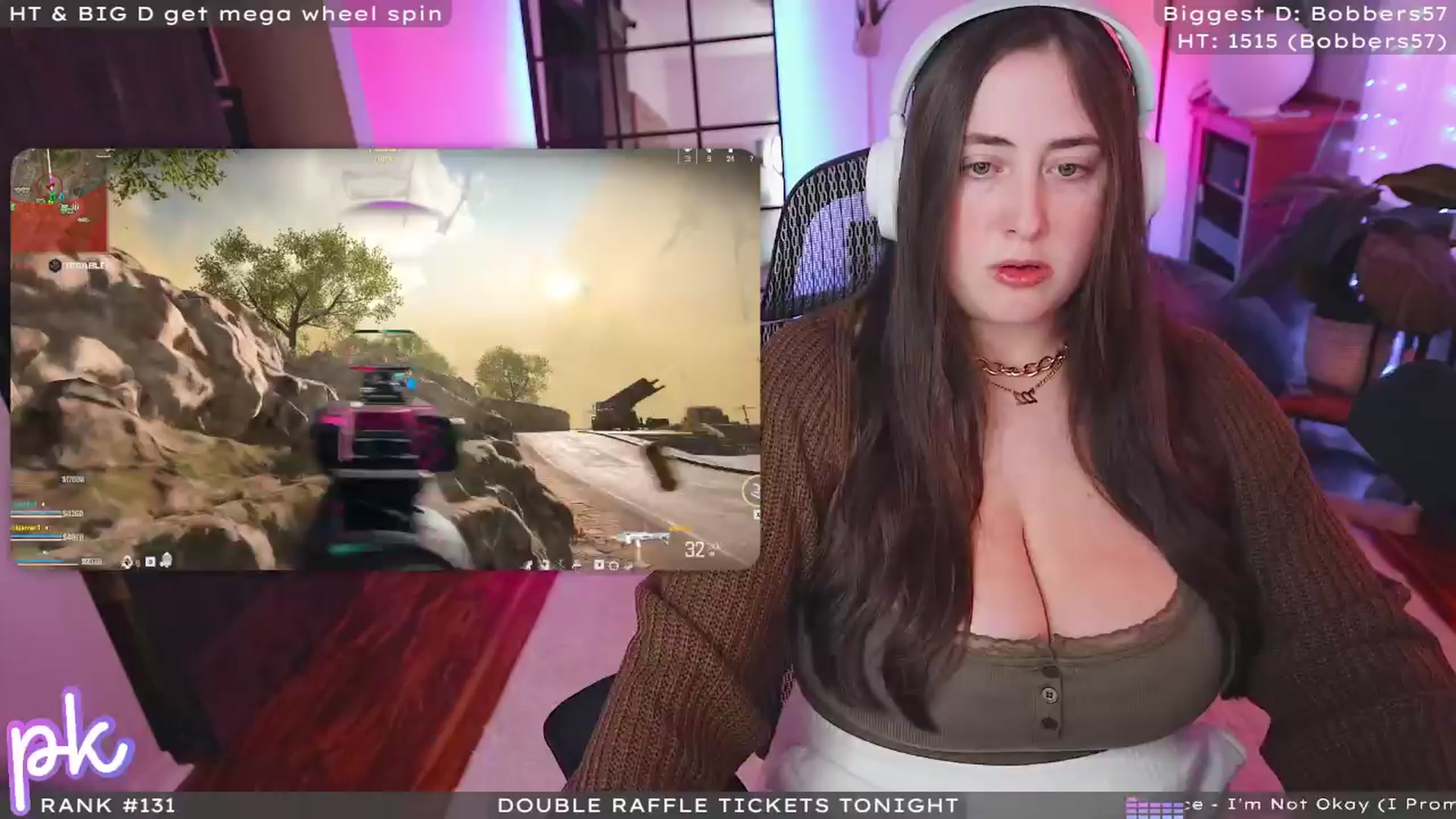 Gallery image thumbnail from EmoGirl's myfreecams stream on, 04/10/2024, 03:42 image 16 of 20