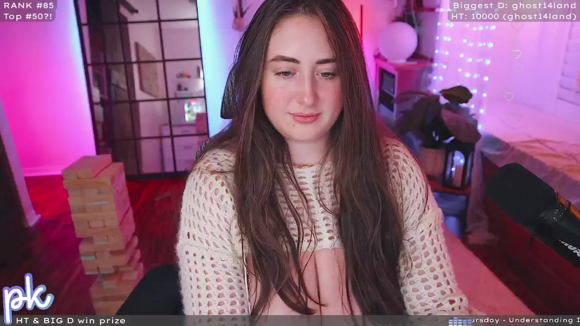 Gallery image thumbnail from EmoGirl's myfreecams stream on, 04/17/2024, 03:15 image 18 of 20