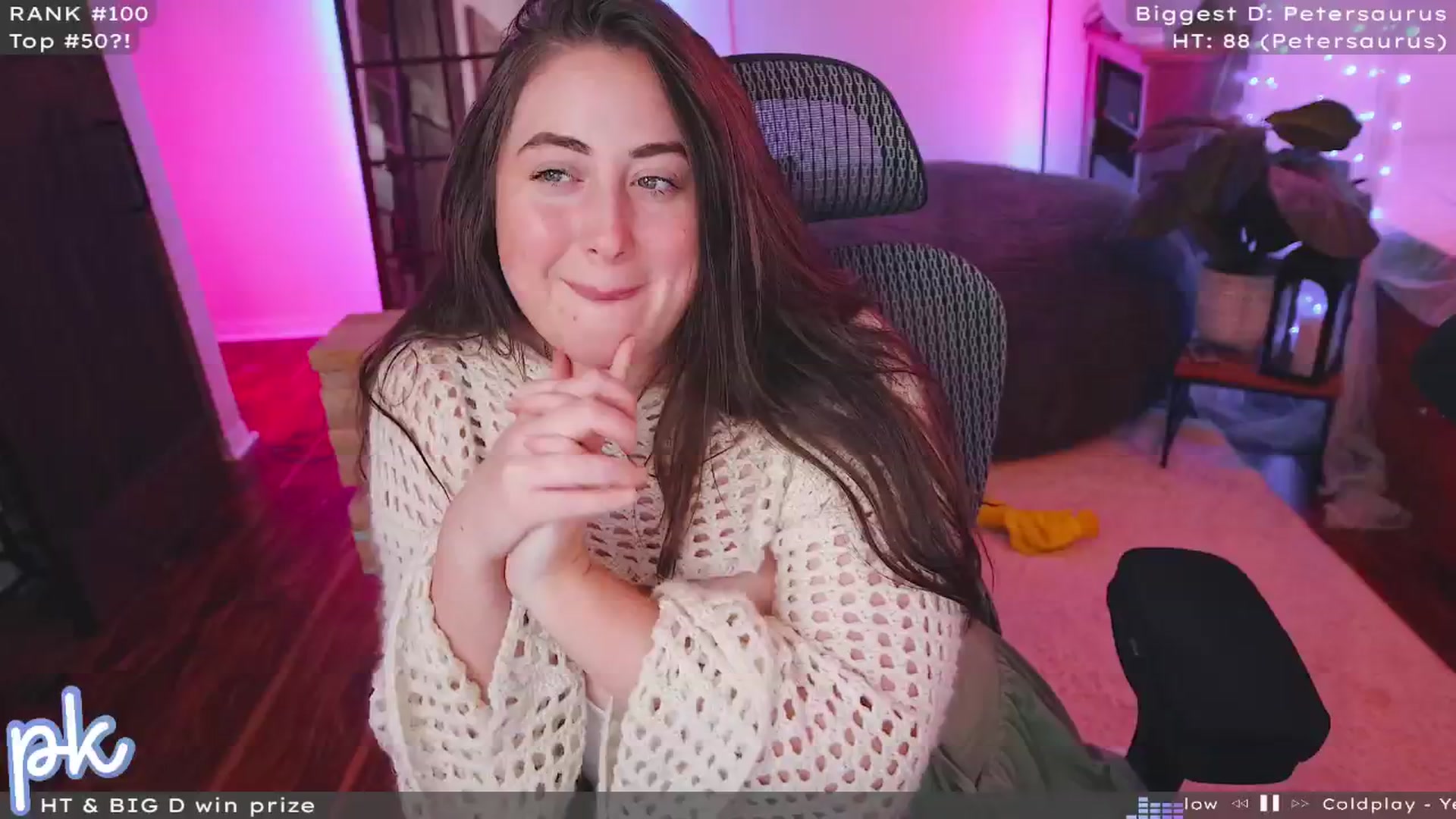 Gallery image thumbnail from EmoGirl's myfreecams stream on, 04/17/2024, 03:15 image 14 of 20