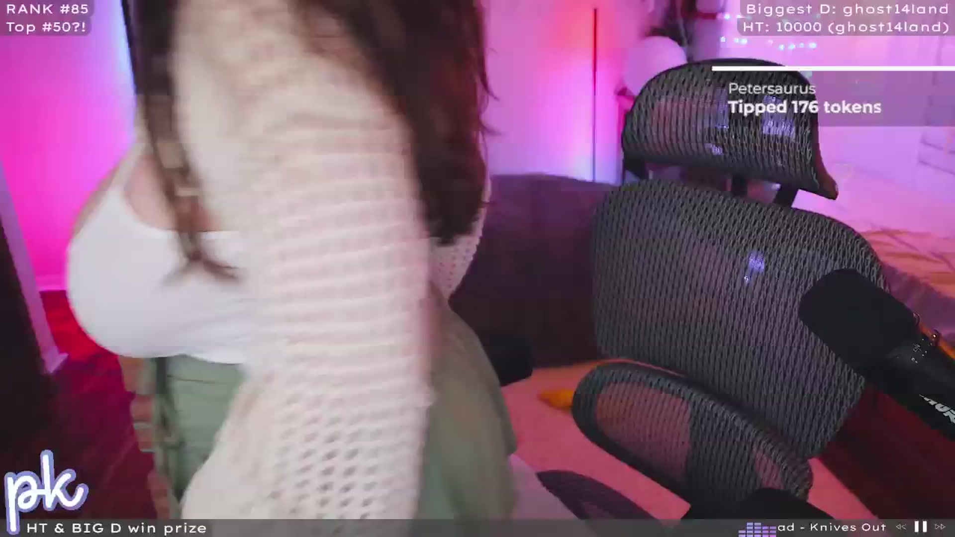 Gallery image thumbnail from EmoGirl's myfreecams stream on, 04/17/2024, 03:15 image 17 of 20