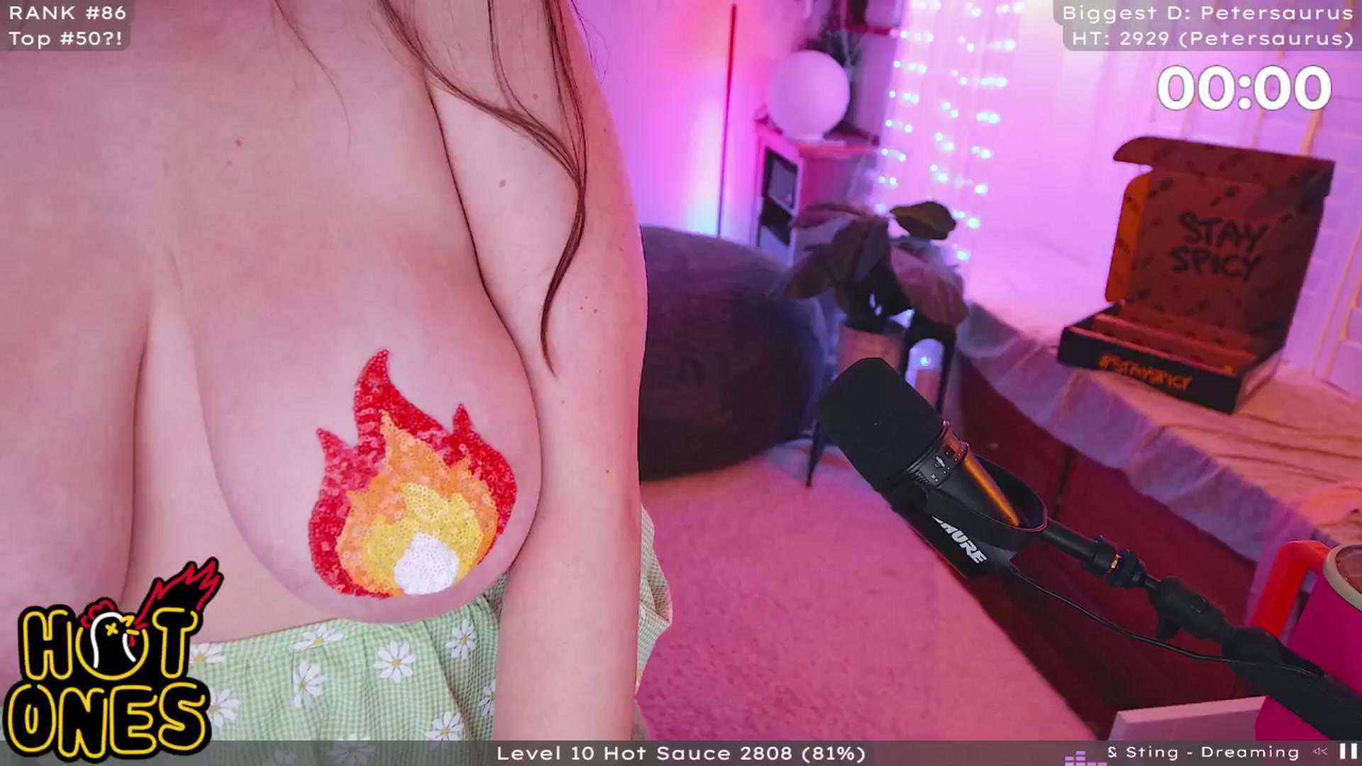 Gallery image thumbnail from EmoGirl's myfreecams stream on, 04/19/2024, 04:57 image 16 of 20