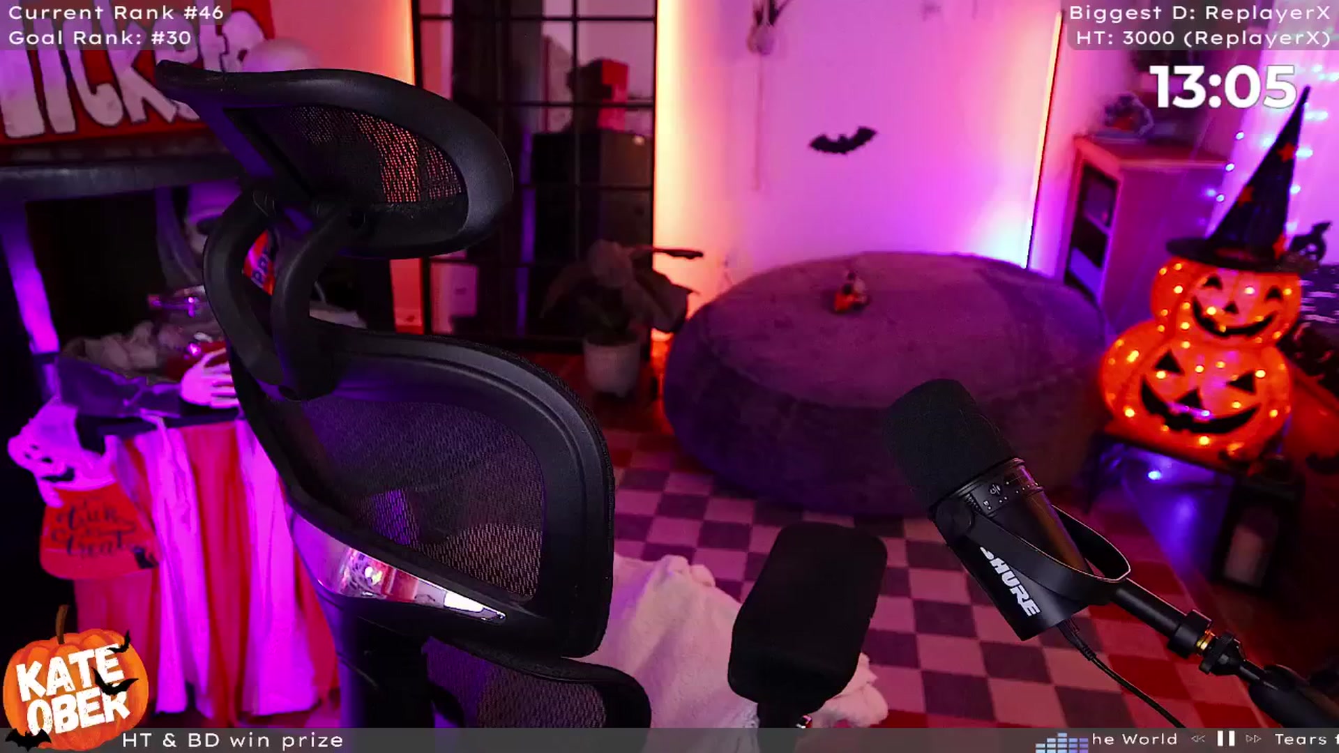 Gallery image thumbnail from EmoGirl's myfreecams stream on, 10/19/2024, 04:58 image 4 of 20