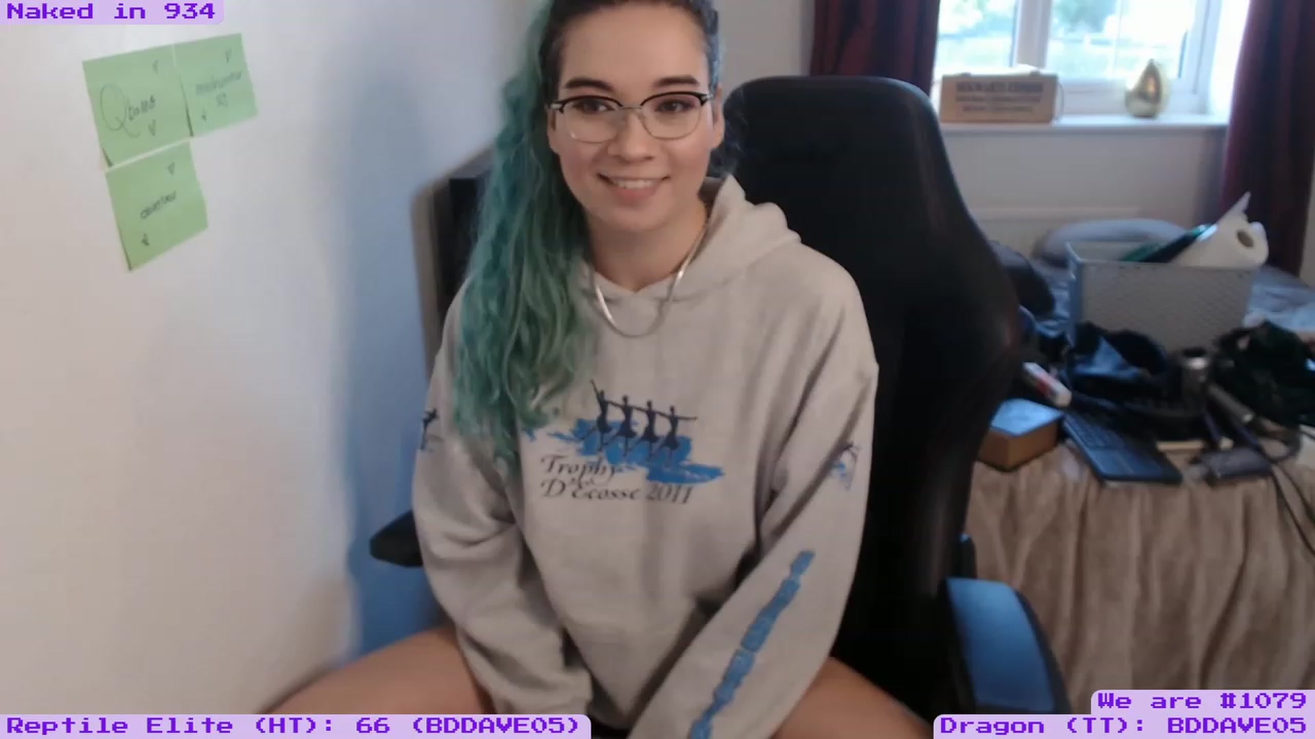 Gallery image thumbnail from EmoSmithers's myfreecams stream on, 12/01/2022, 16:22 image 2 of 20