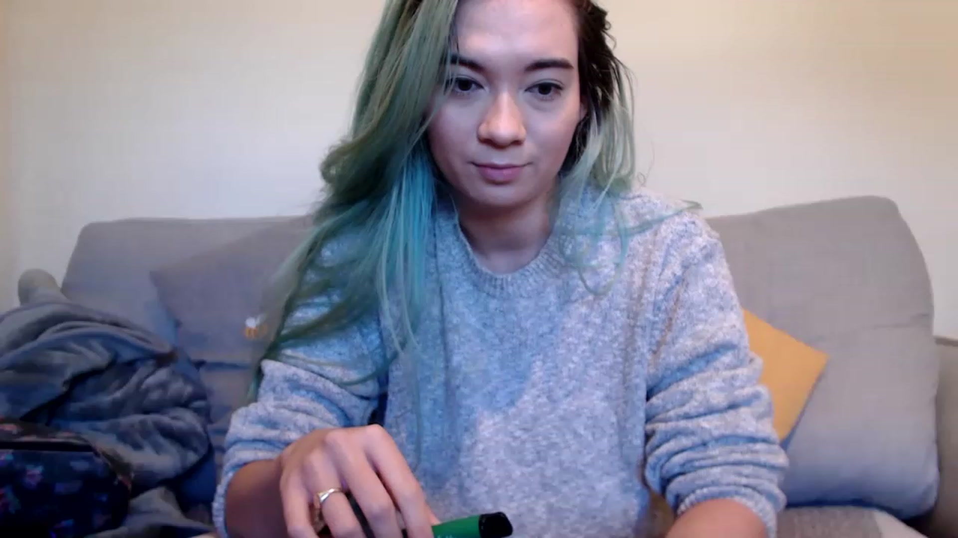 Gallery image thumbnail from EmoSmithers's myfreecams stream on, 12/15/2022, 14:42 image 8 of 20
