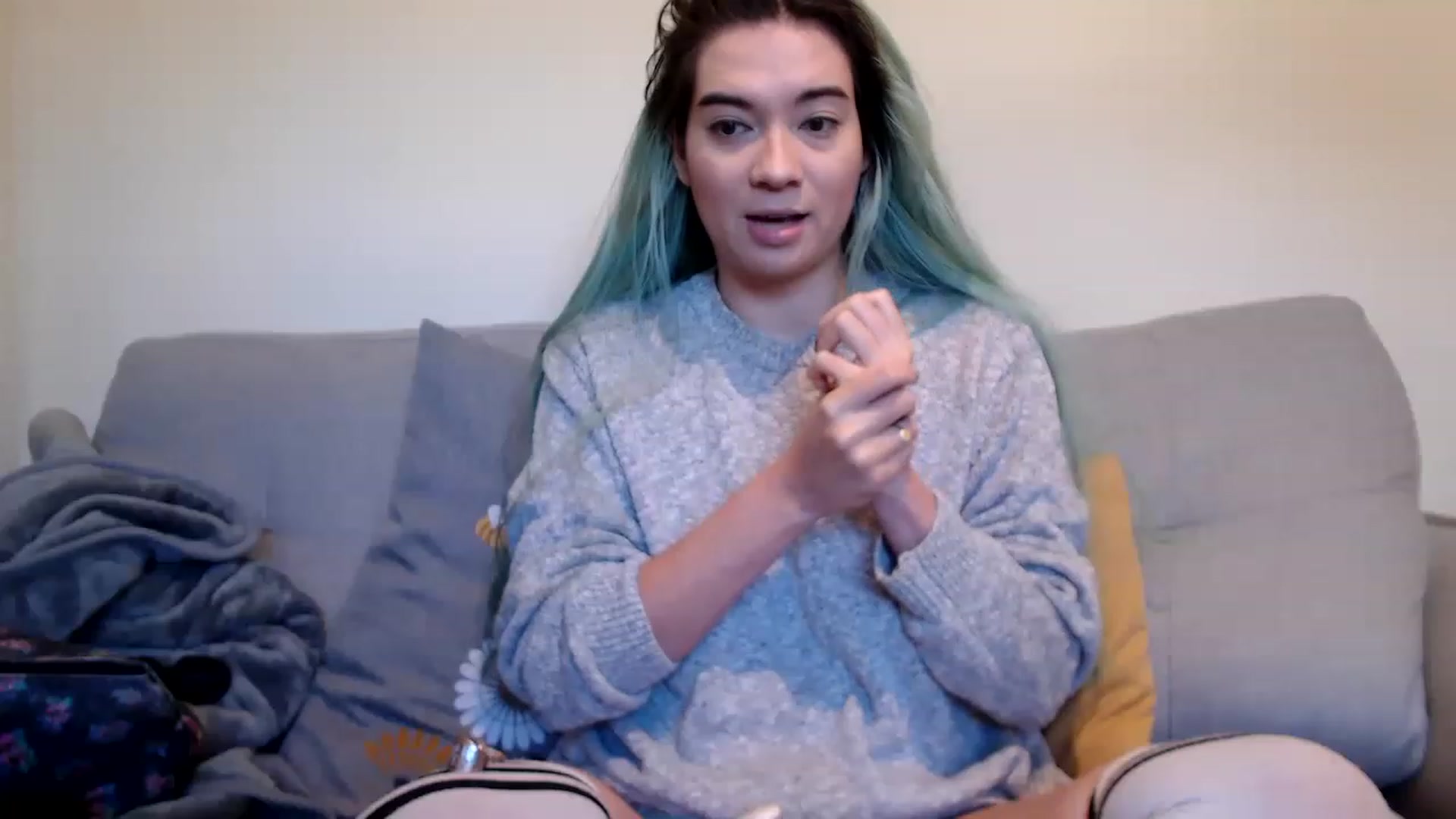 Gallery image thumbnail from EmoSmithers's myfreecams stream on, 12/15/2022, 14:42 image 7 of 20