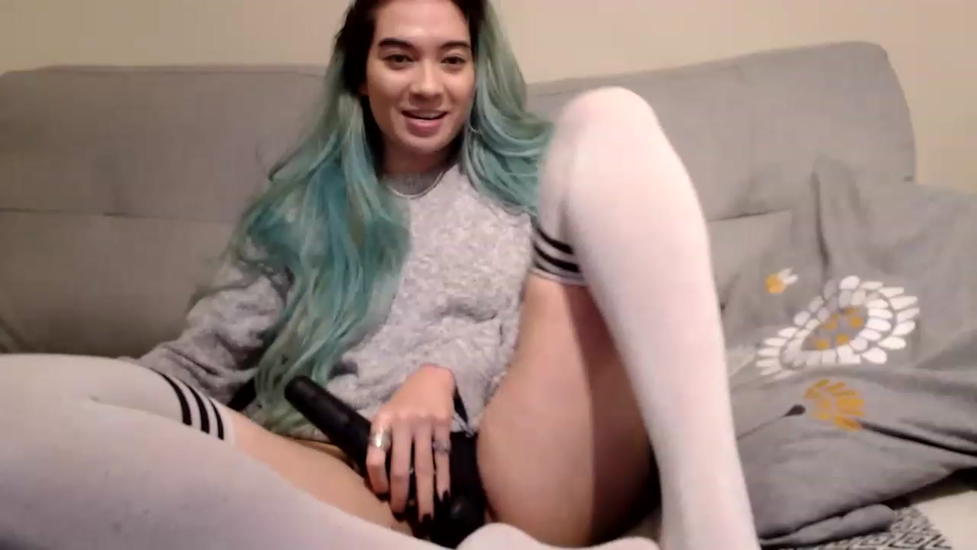 Gallery image thumbnail from EmoSmithers's myfreecams stream on, 12/15/2022, 16:56 image 19 of 20