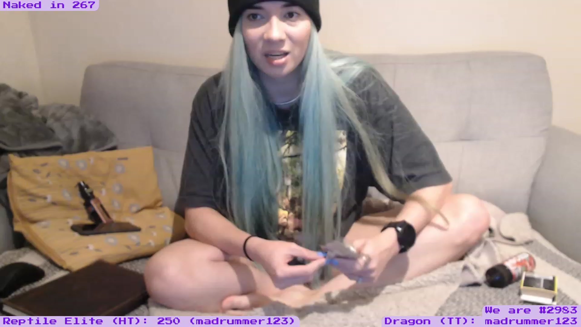 Gallery image thumbnail from EmoSmithers's myfreecams stream on, 01/08/2023, 17:48 image 15 of 20