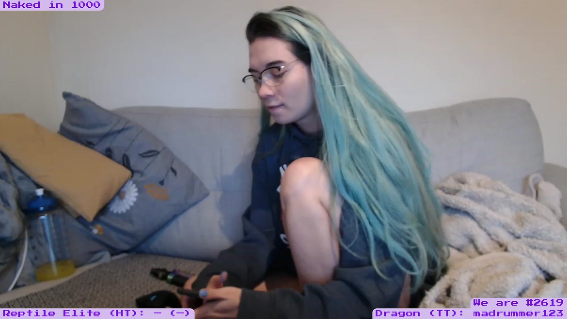 Gallery image thumbnail from EmoSmithers's myfreecams stream on, 01/12/2023, 13:37 image 19 of 20