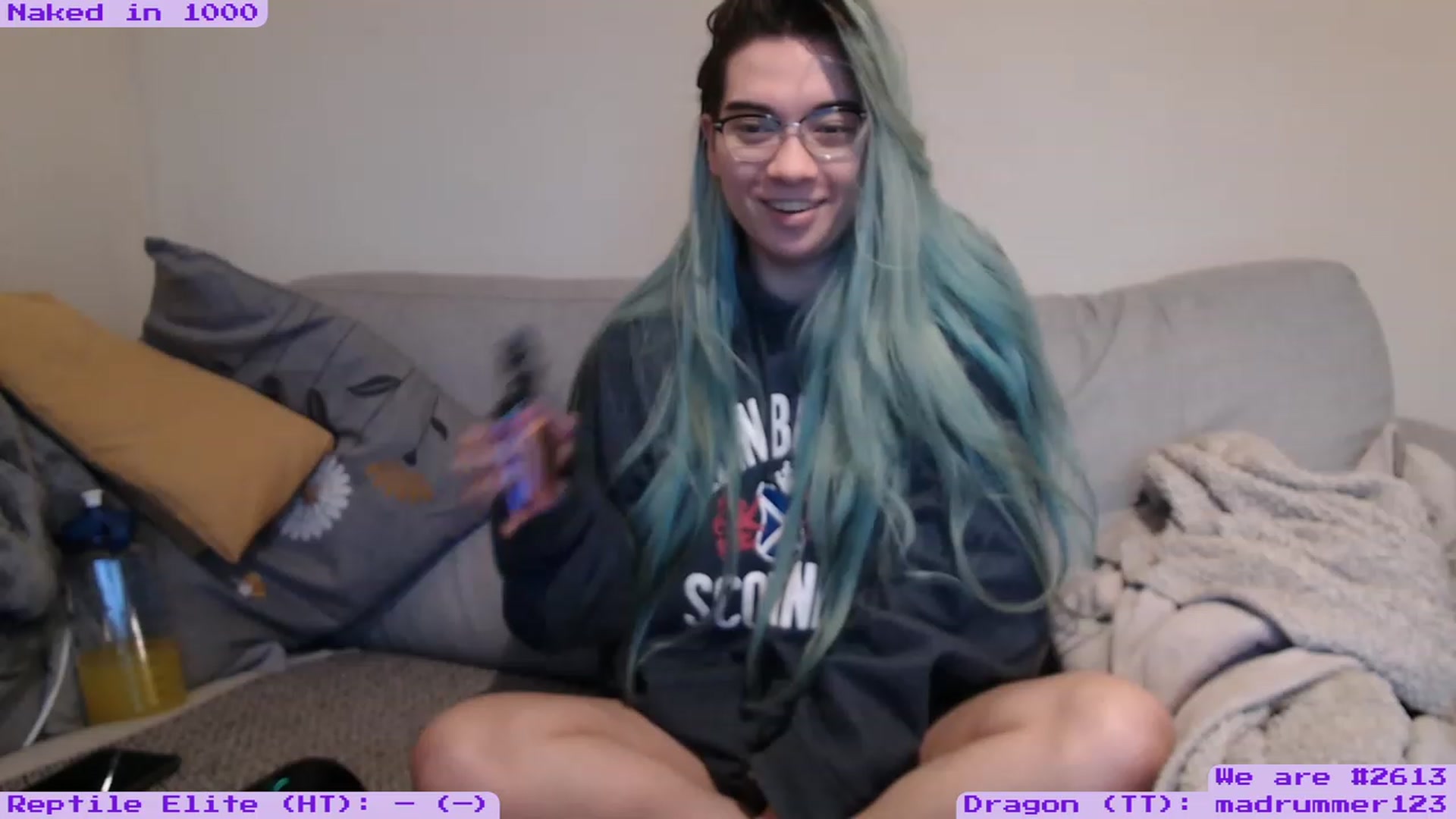 Gallery image thumbnail from EmoSmithers's myfreecams stream on, 01/12/2023, 13:37 image 9 of 20