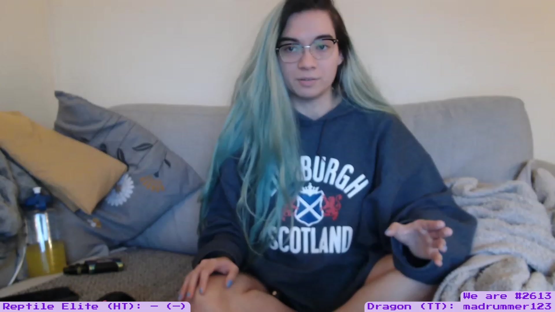 Gallery image thumbnail from EmoSmithers's myfreecams stream on, 01/12/2023, 13:37 image 8 of 20