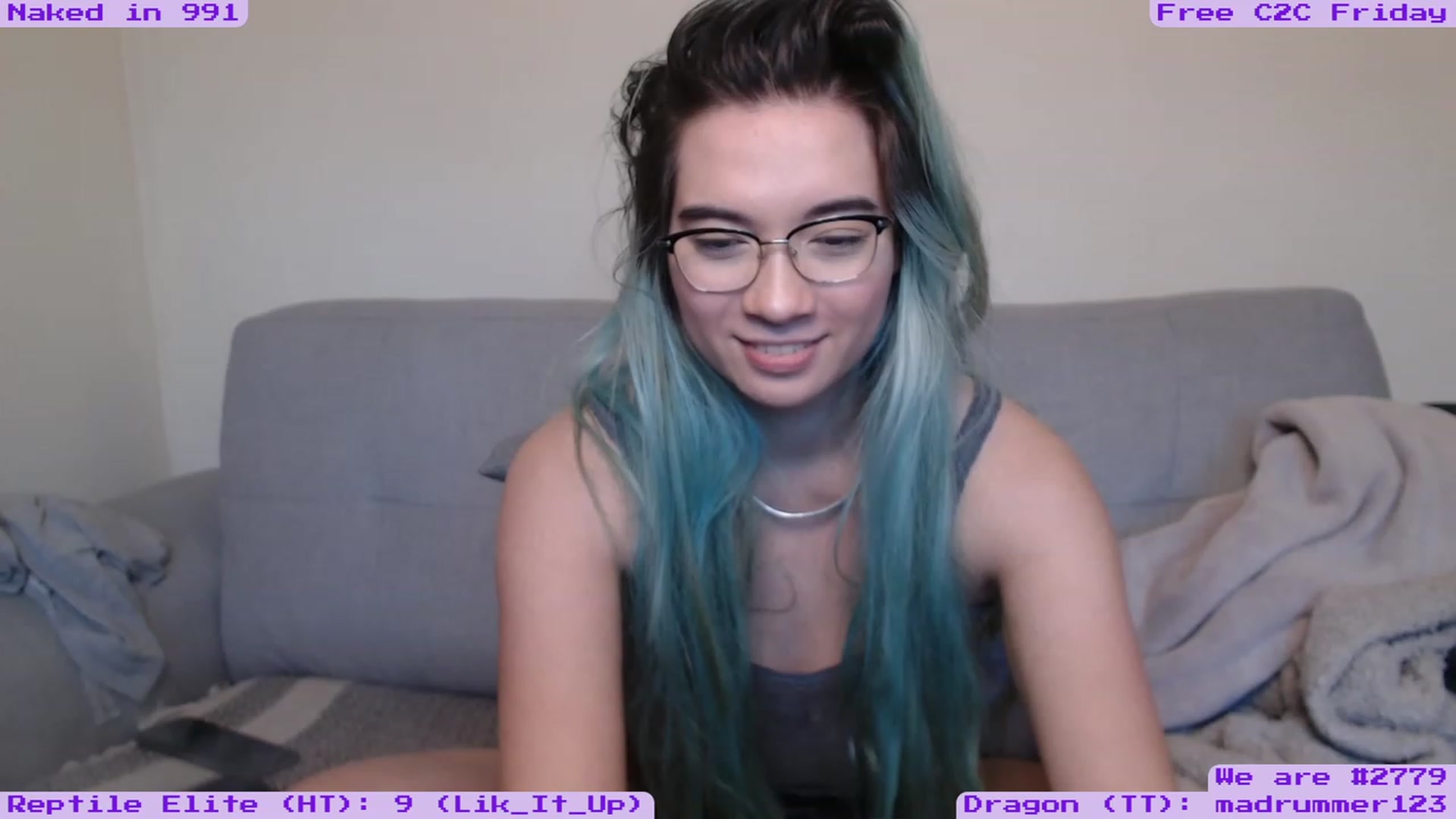Gallery image thumbnail from EmoSmithers's myfreecams stream on, 01/13/2023, 14:04 image 15 of 20