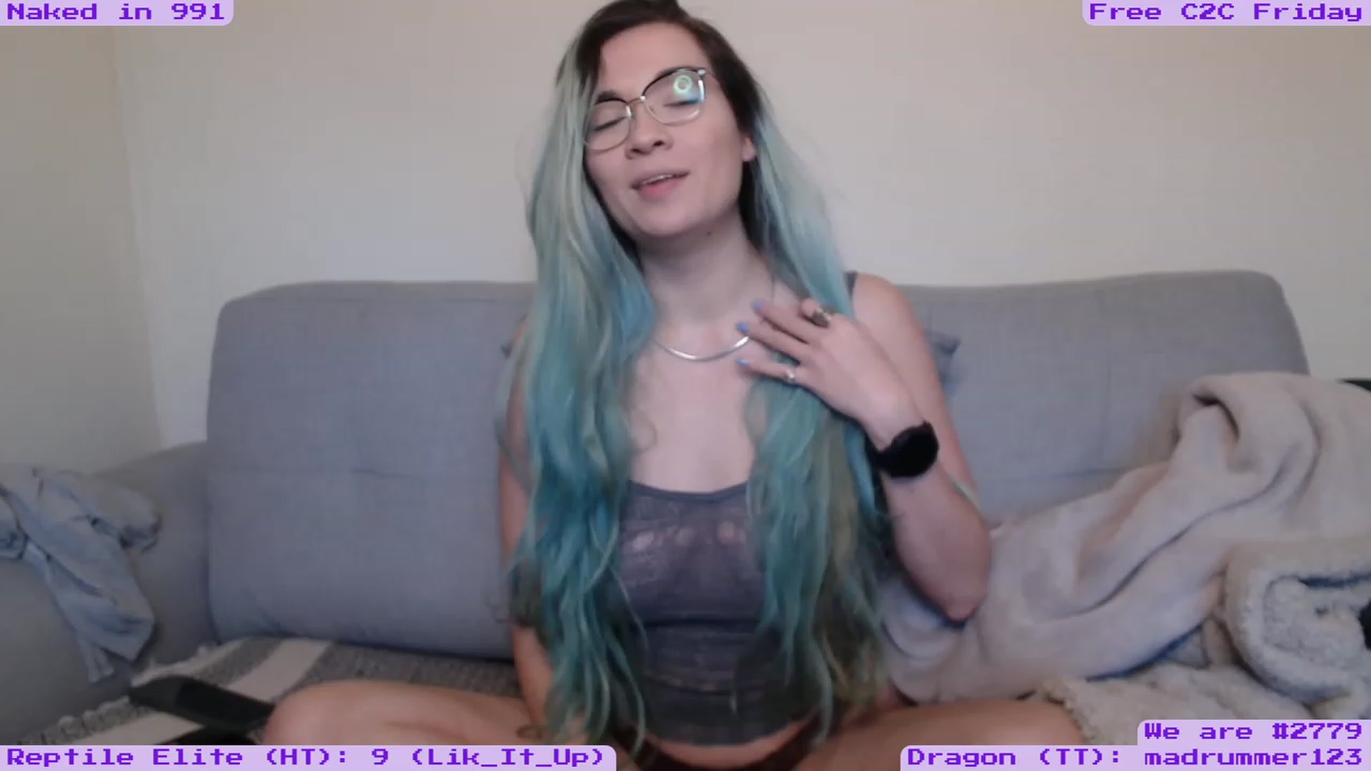 Gallery image thumbnail from EmoSmithers's myfreecams stream on, 01/13/2023, 14:04 image 13 of 20