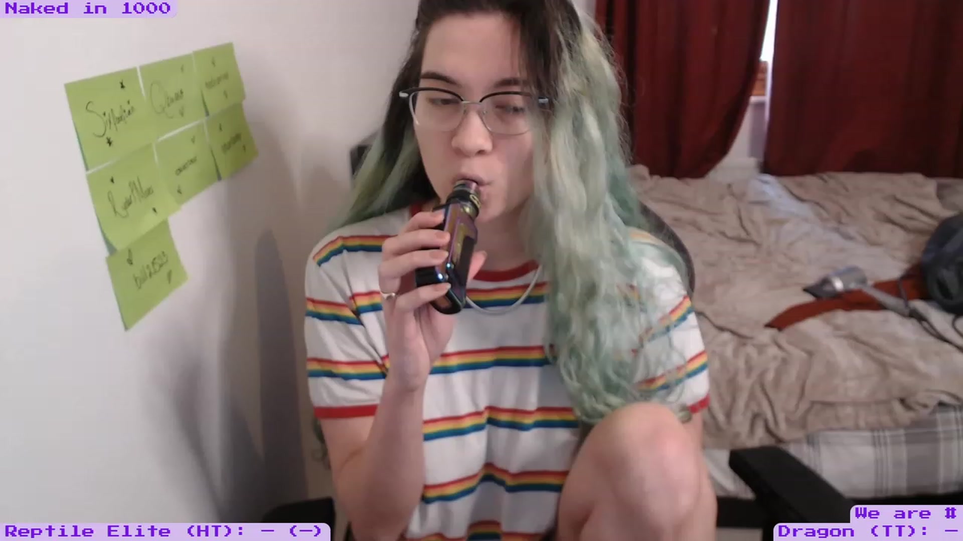 Gallery image thumbnail from EmoSmithers's myfreecams stream on, 04/06/2023, 12:23 image 4 of 20