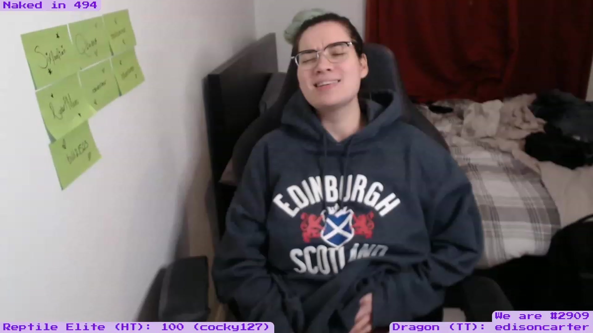 Gallery image thumbnail from EmoSmithers's myfreecams stream on, 04/10/2023, 14:49 image 17 of 20