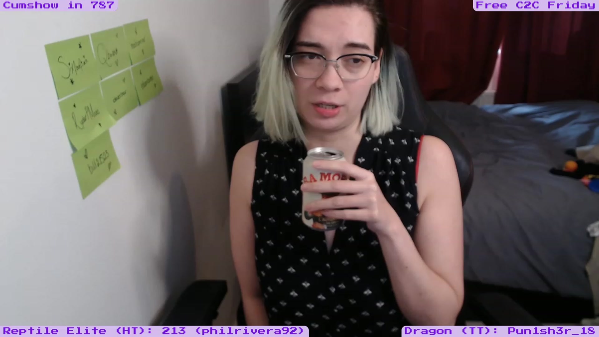 Gallery image thumbnail from EmoSmithers's myfreecams stream on, 04/28/2023, 18:40 image 2 of 20
