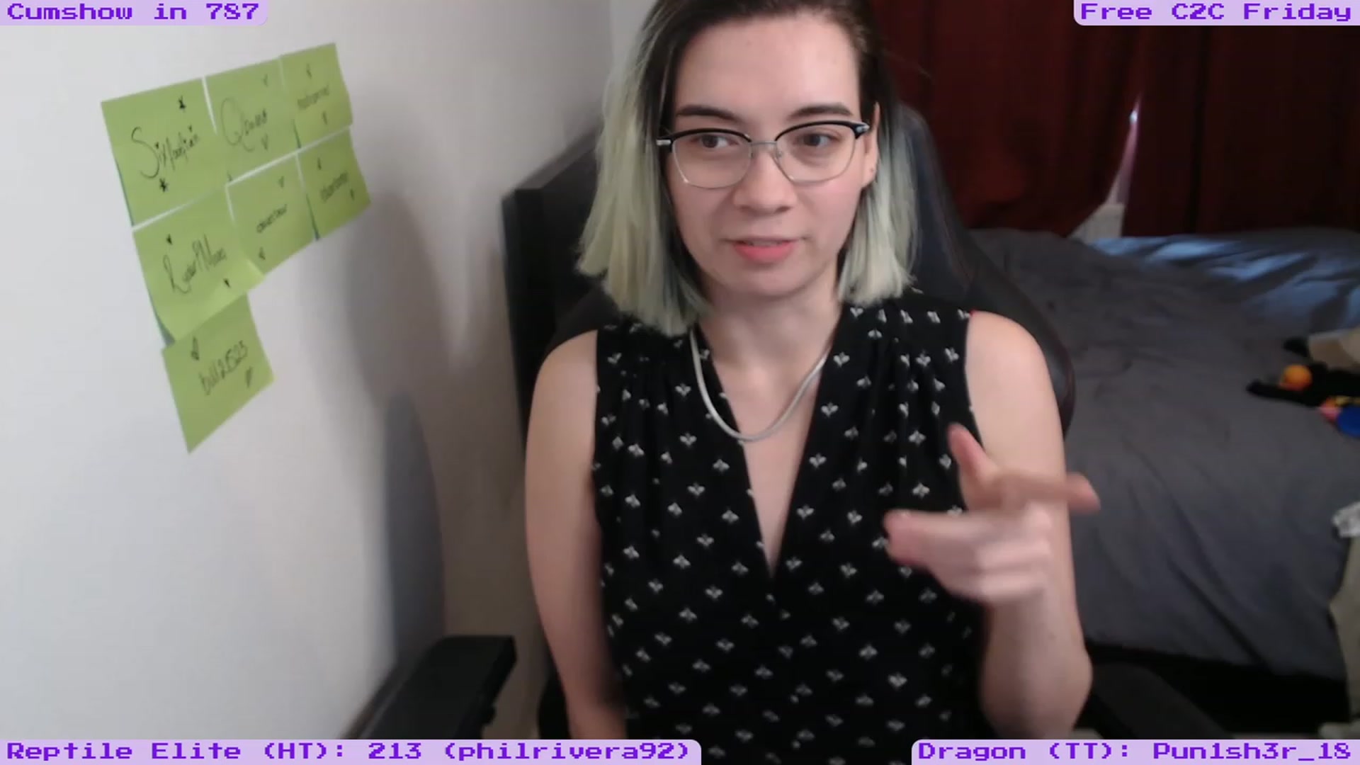 Gallery image thumbnail from EmoSmithers's myfreecams stream on, 04/28/2023, 18:40 image 3 of 20